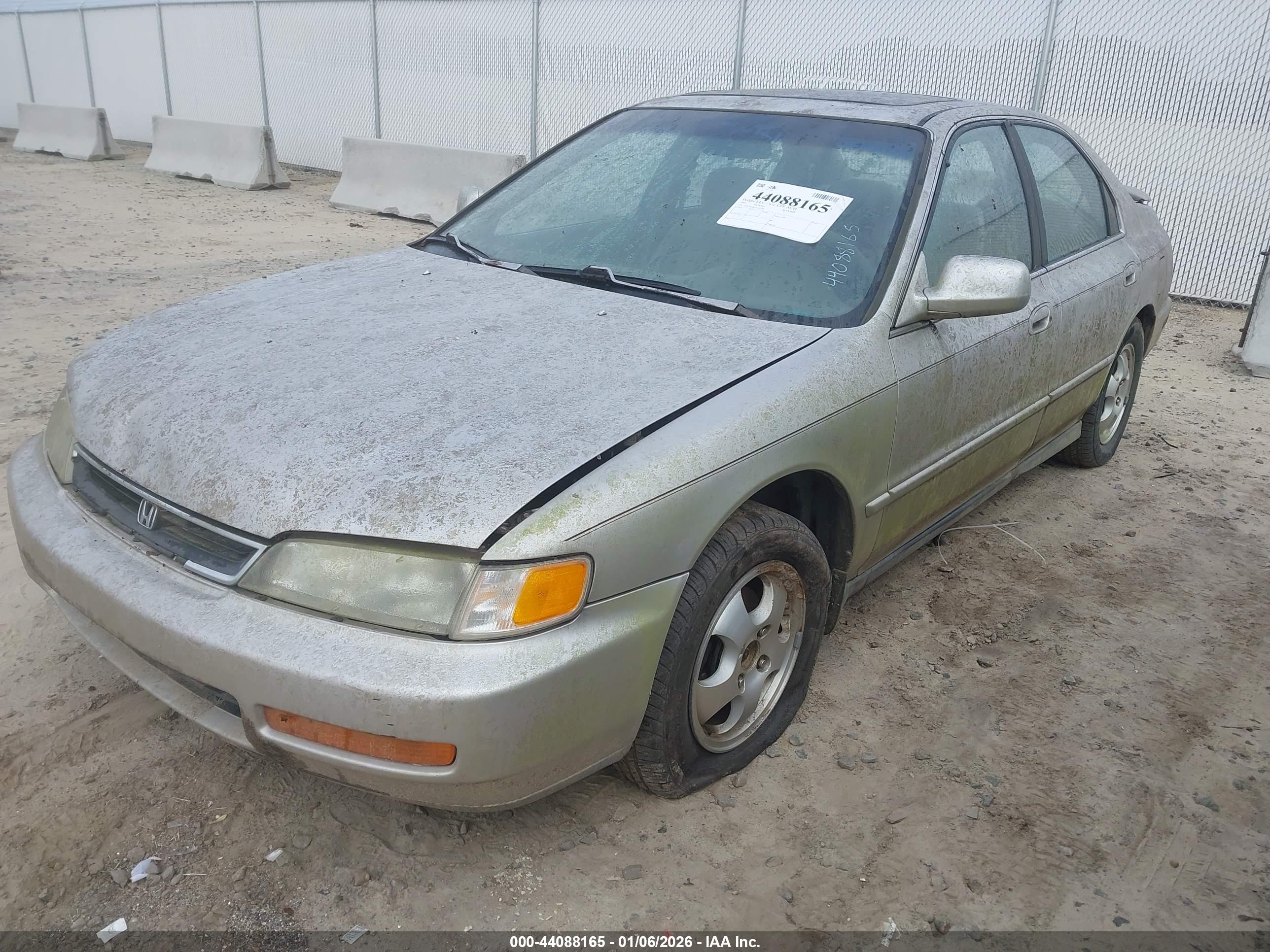 HONDA ACCORD image 2