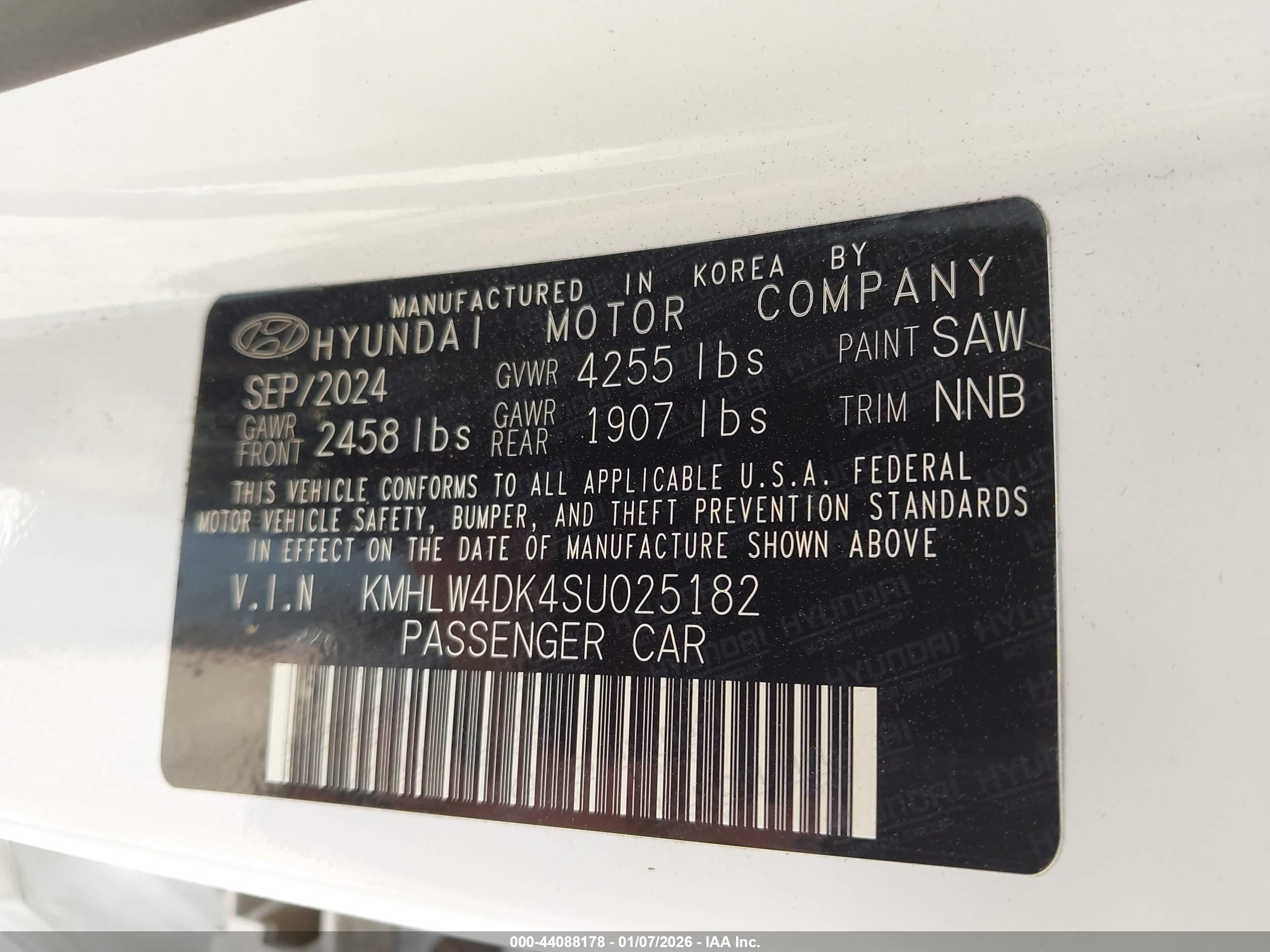 HYUNDAI ELANTRA image 9