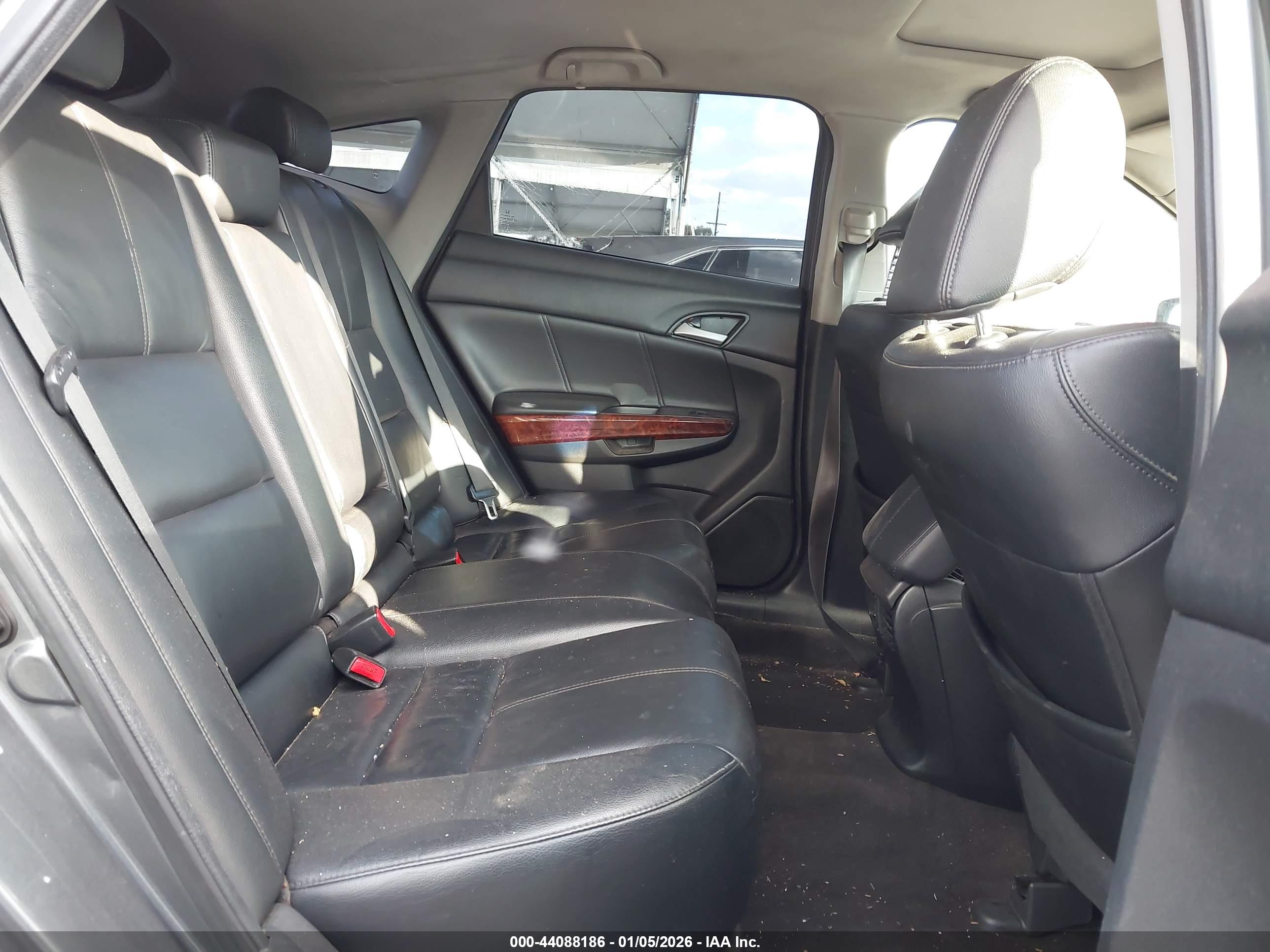 HONDA ACCORD image 8