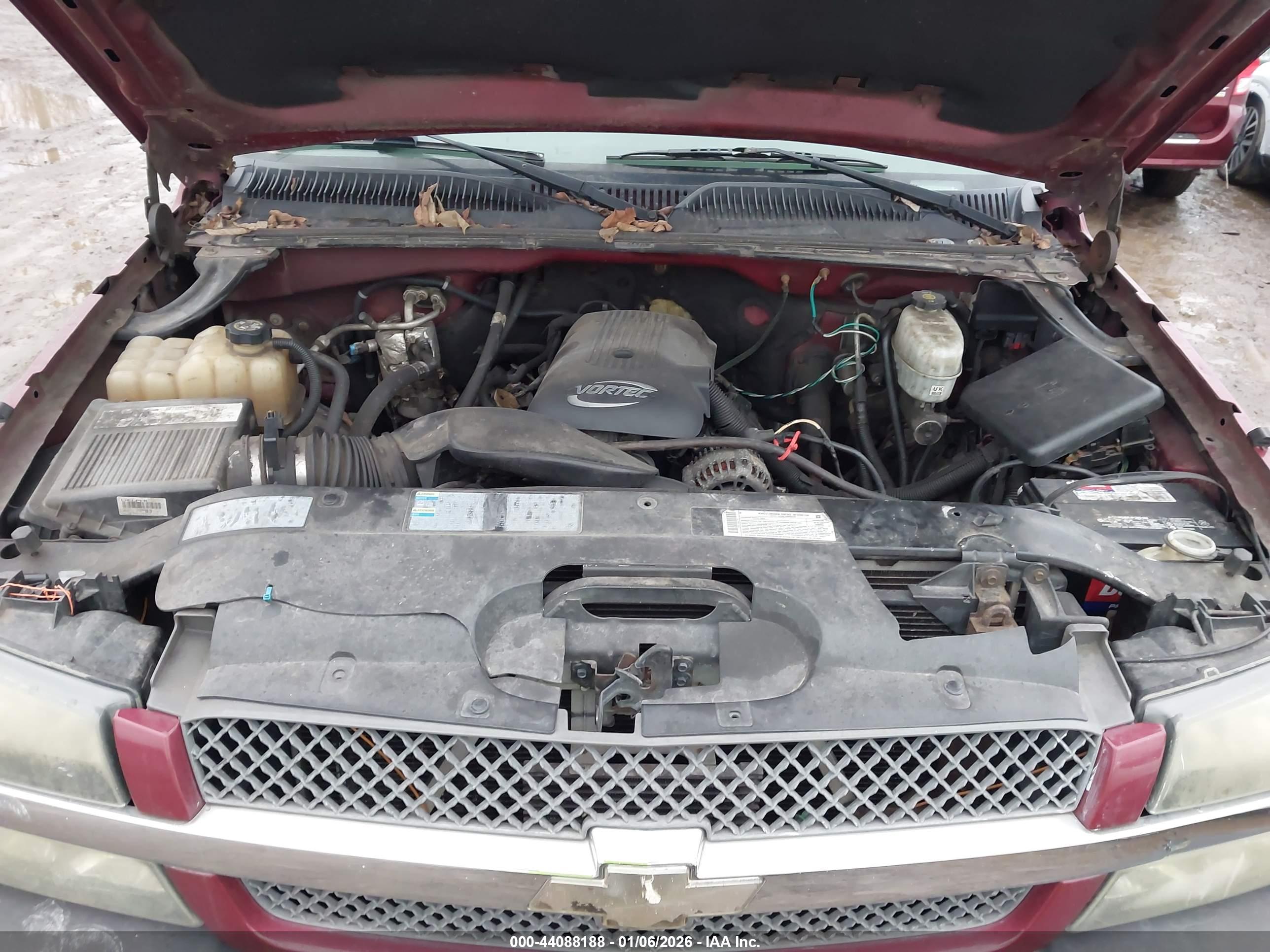CHEVROLET SILVERADO image 10