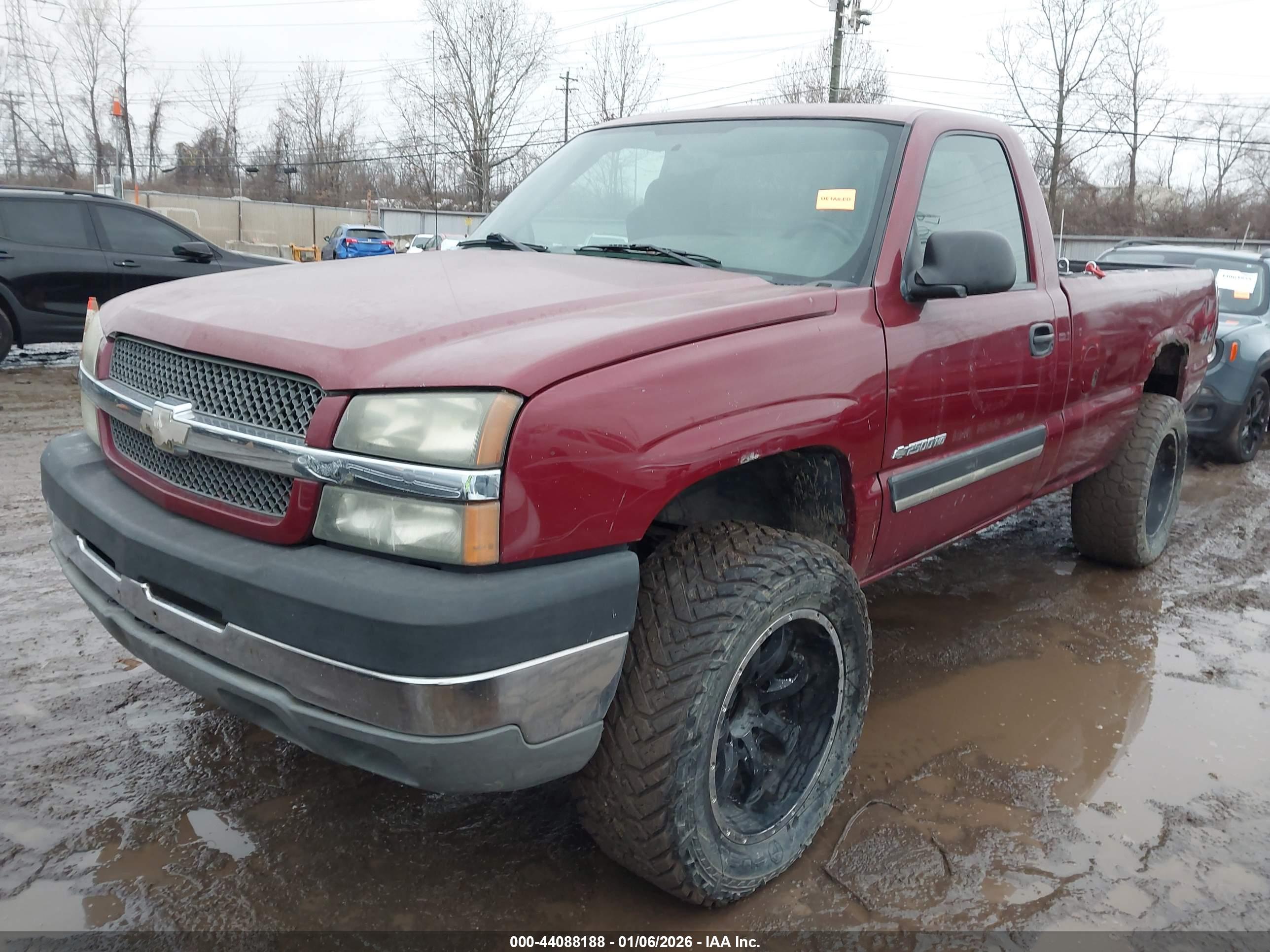 CHEVROLET SILVERADO image 2