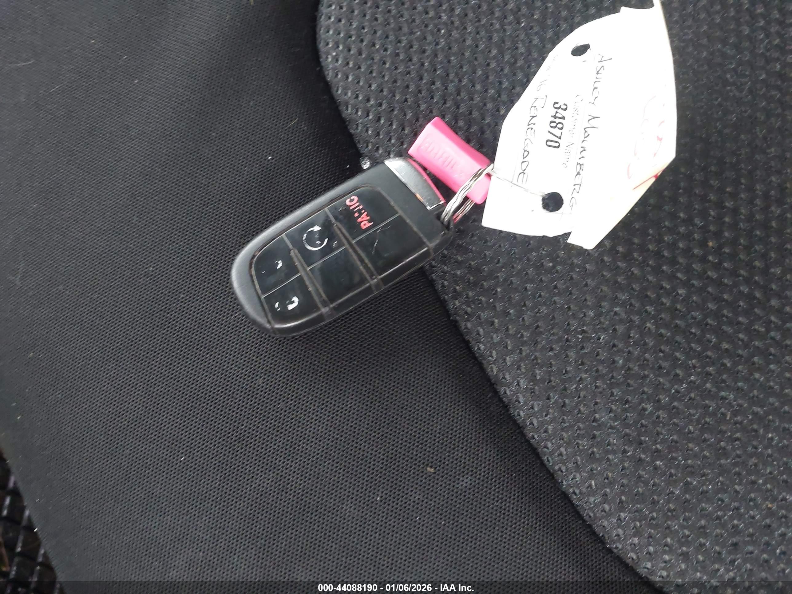 JEEP RENEGADE image 11