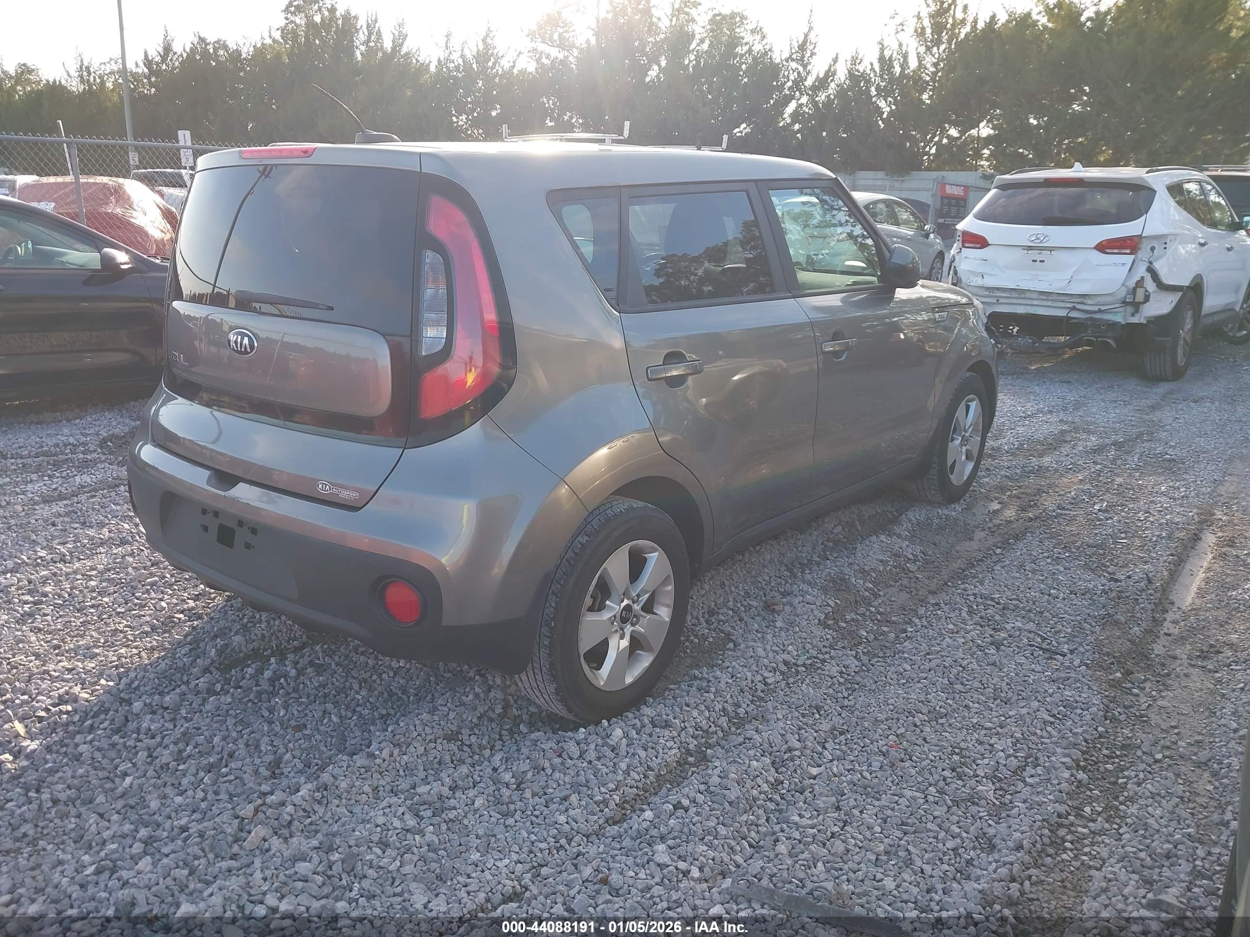 KIA SOUL image 4