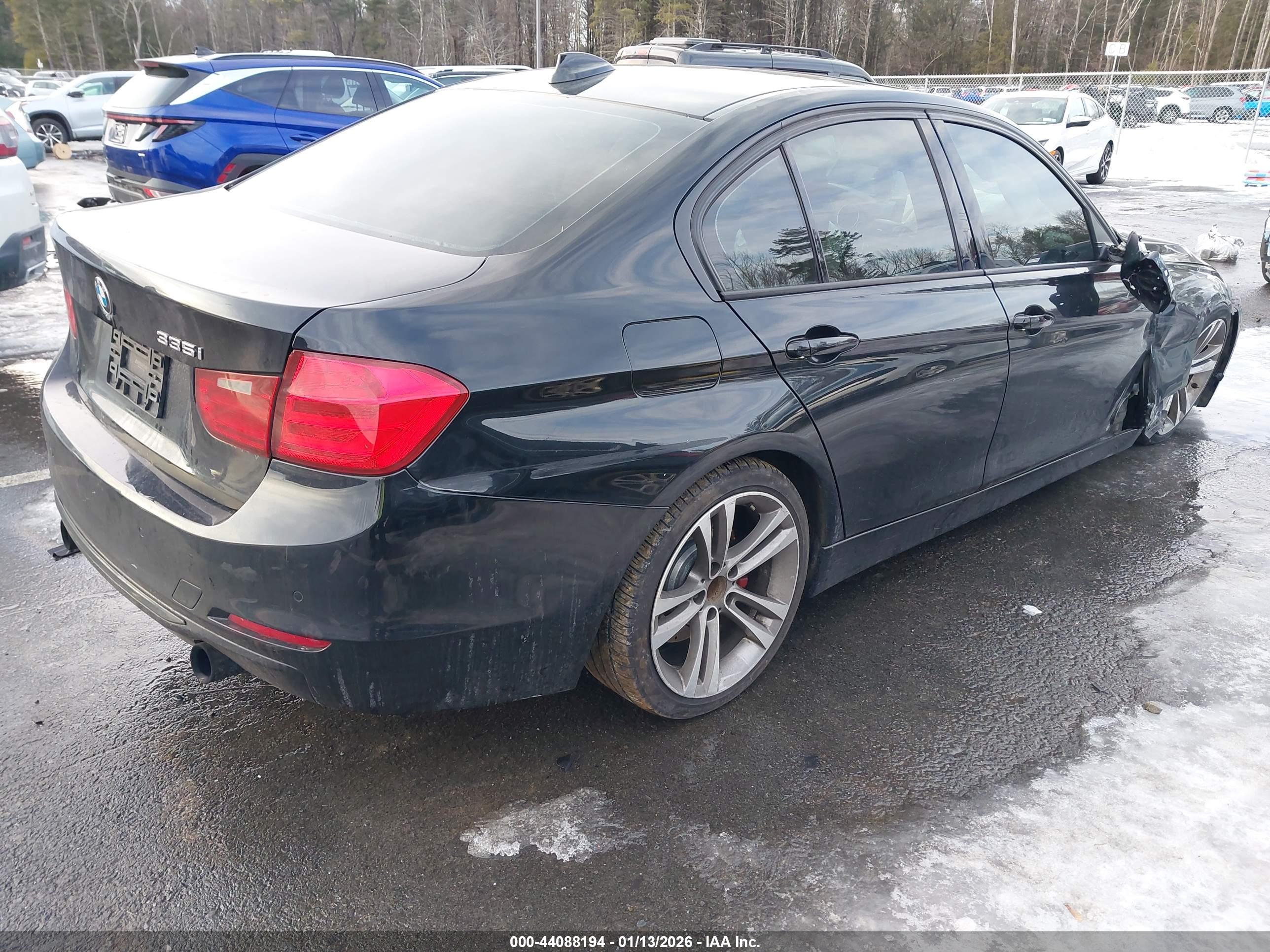 BMW 335I image 4