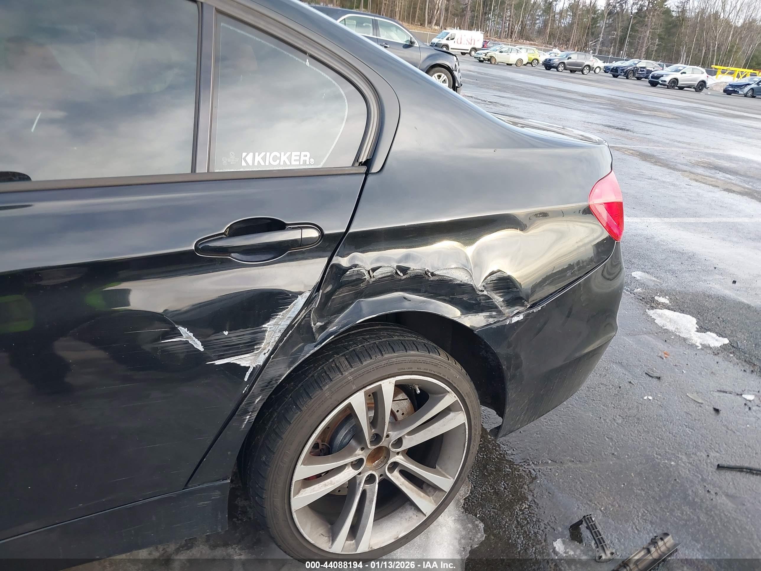 BMW 335I image 6