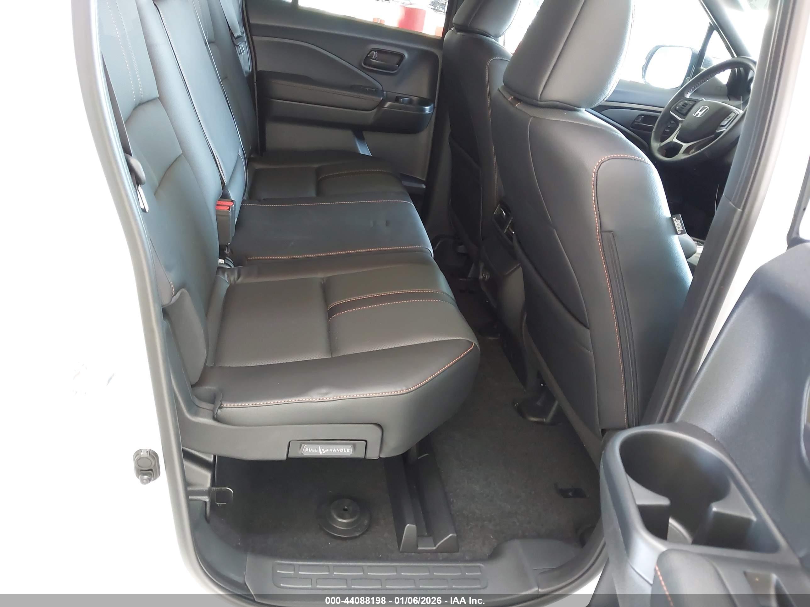 HONDA RIDGELINE image 8