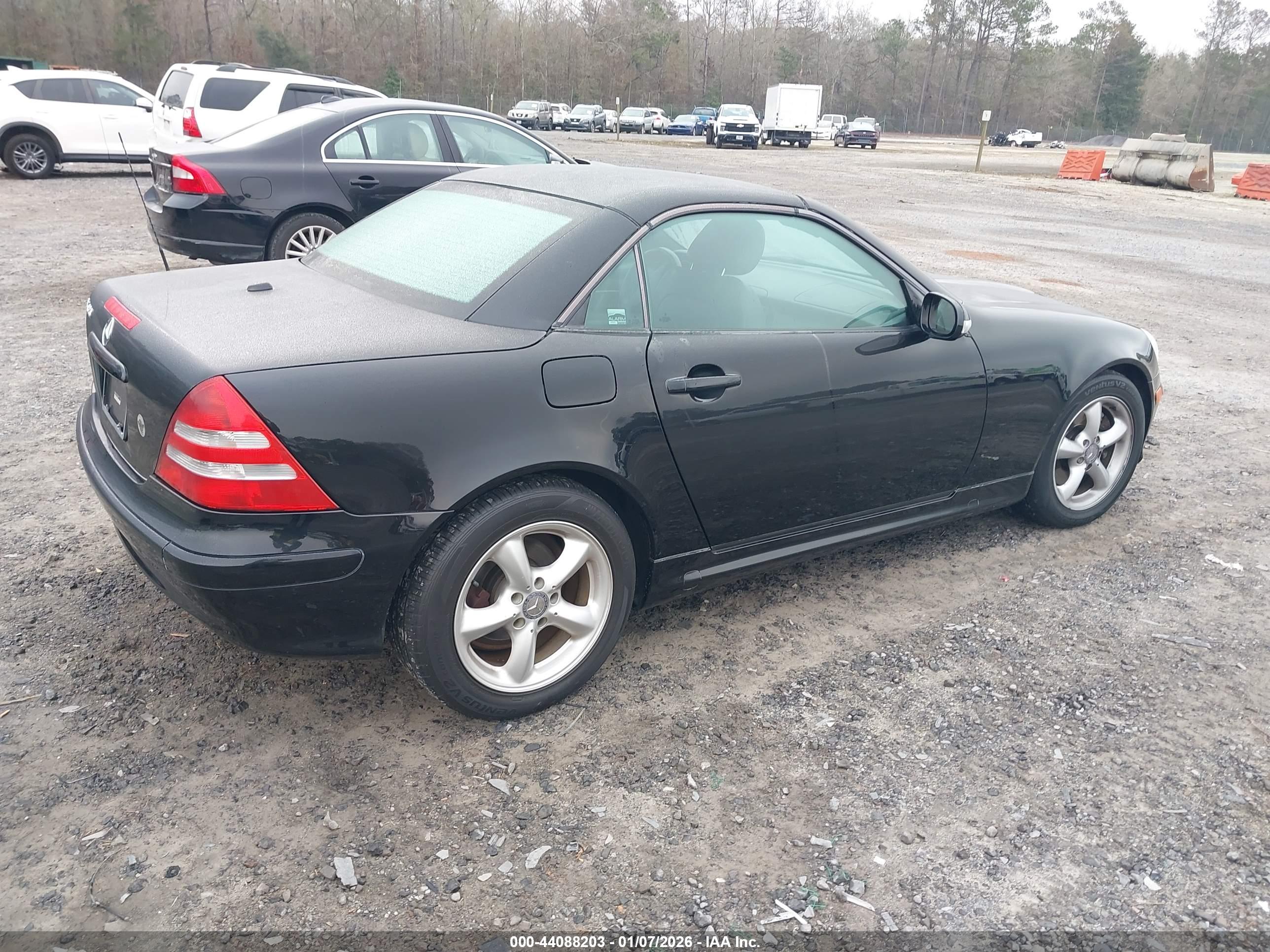 MERCEDES-BENZ SLK image 4