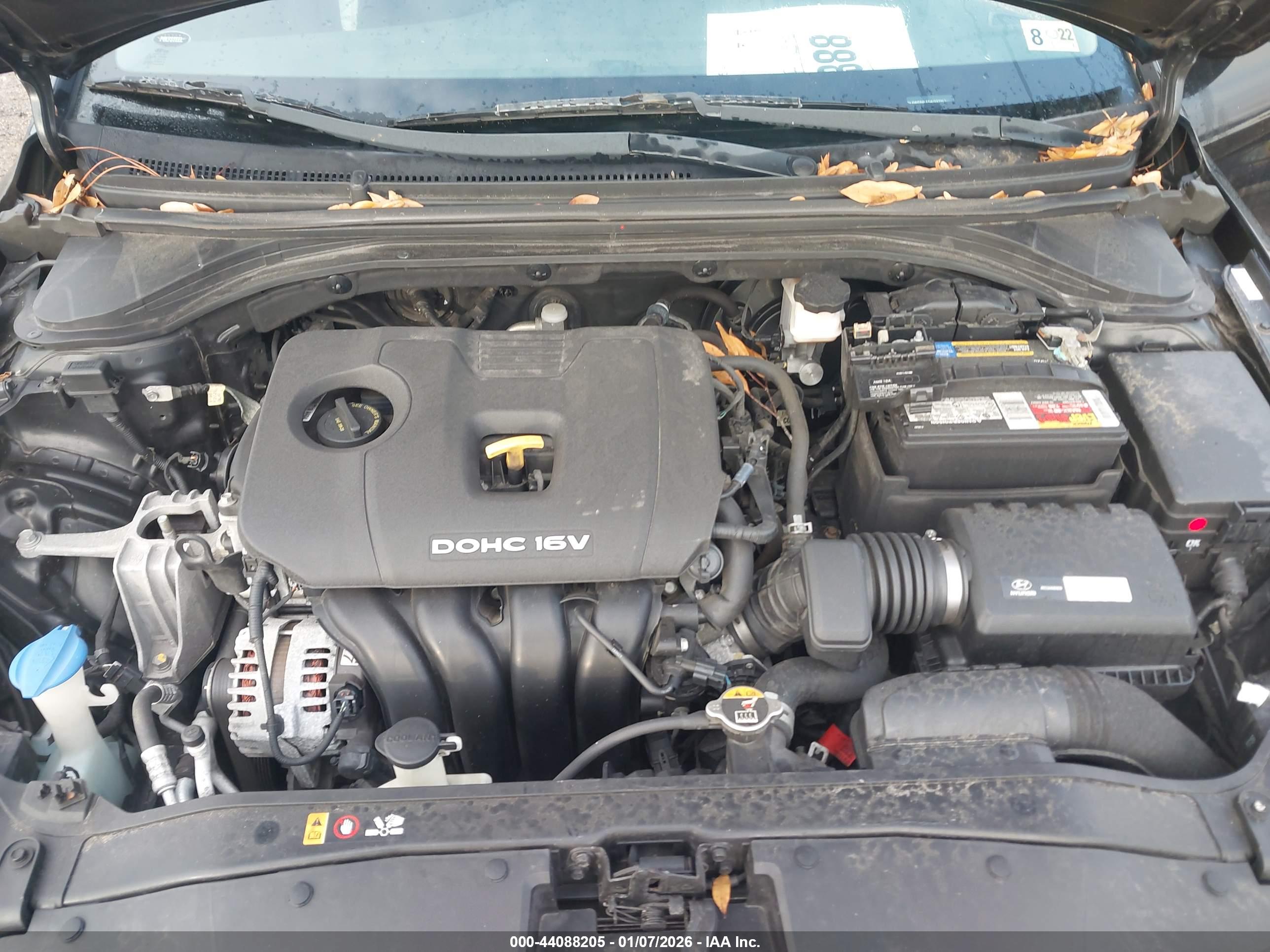 HYUNDAI ELANTRA image 10