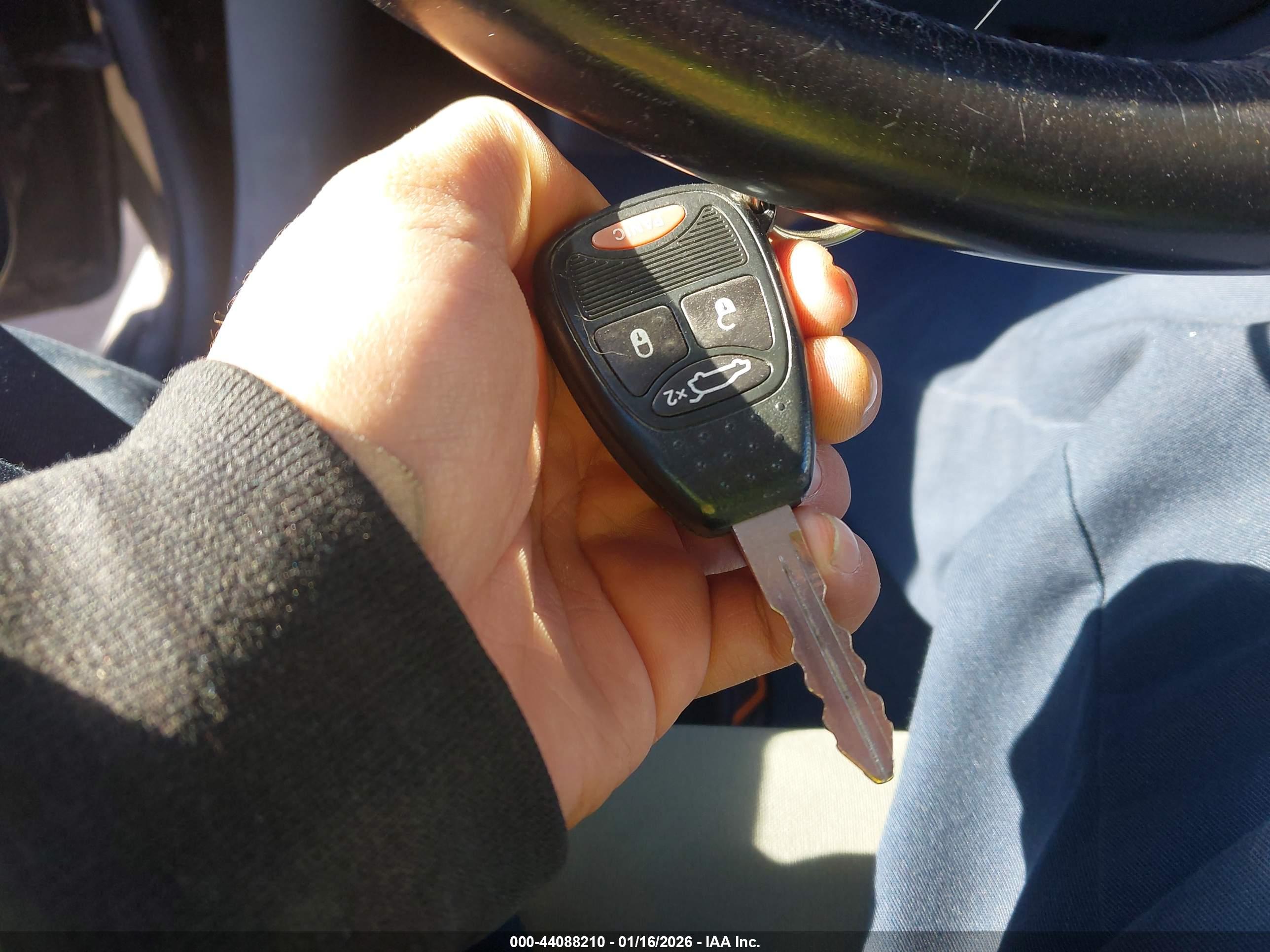 JEEP LIBERTY image 11