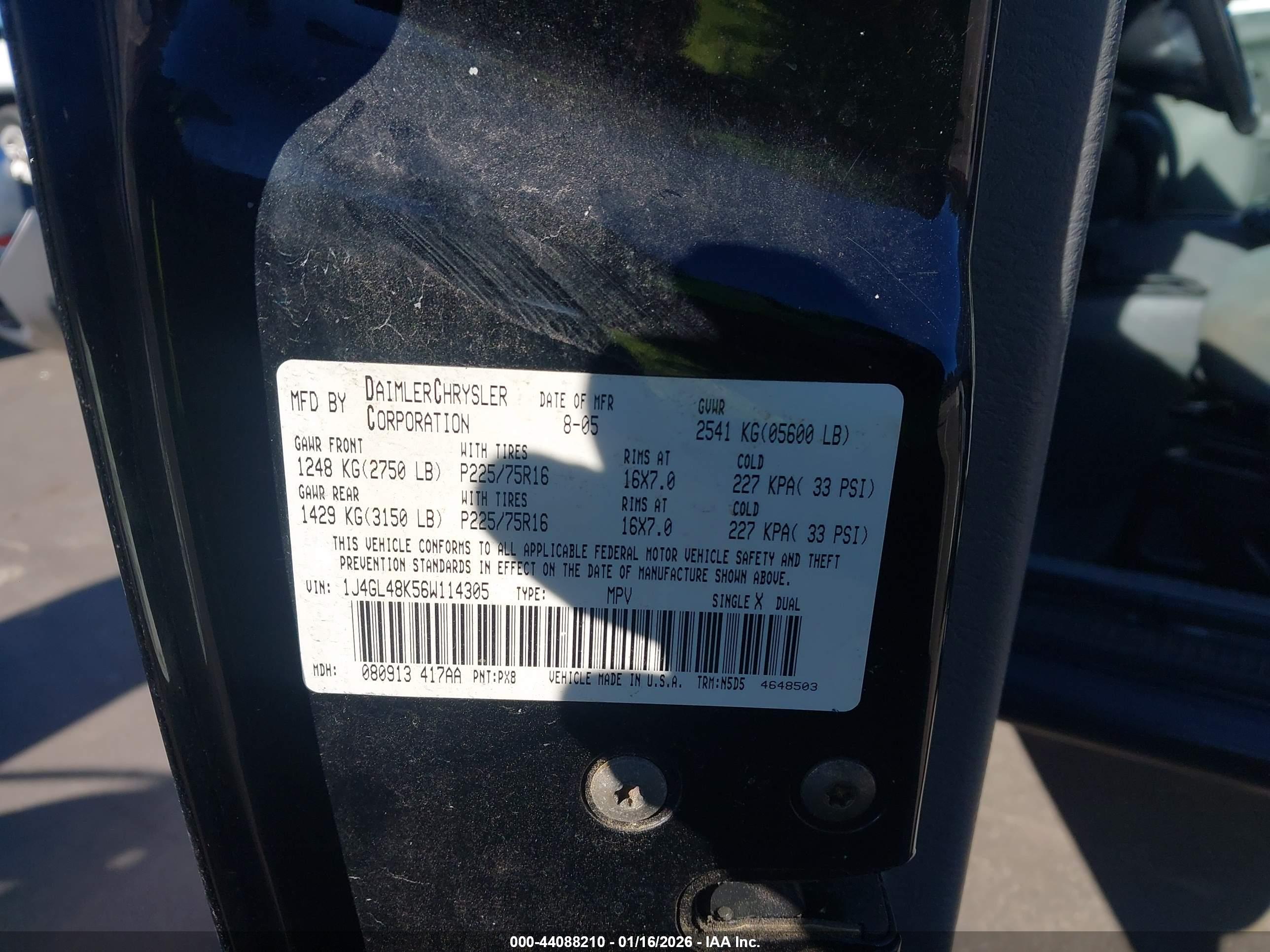 JEEP LIBERTY image 9