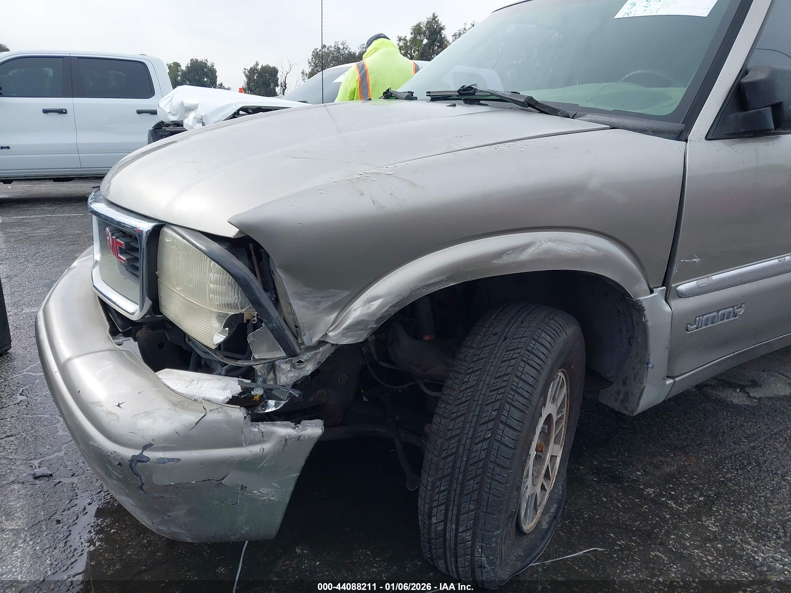 GMC JIMMY image 6