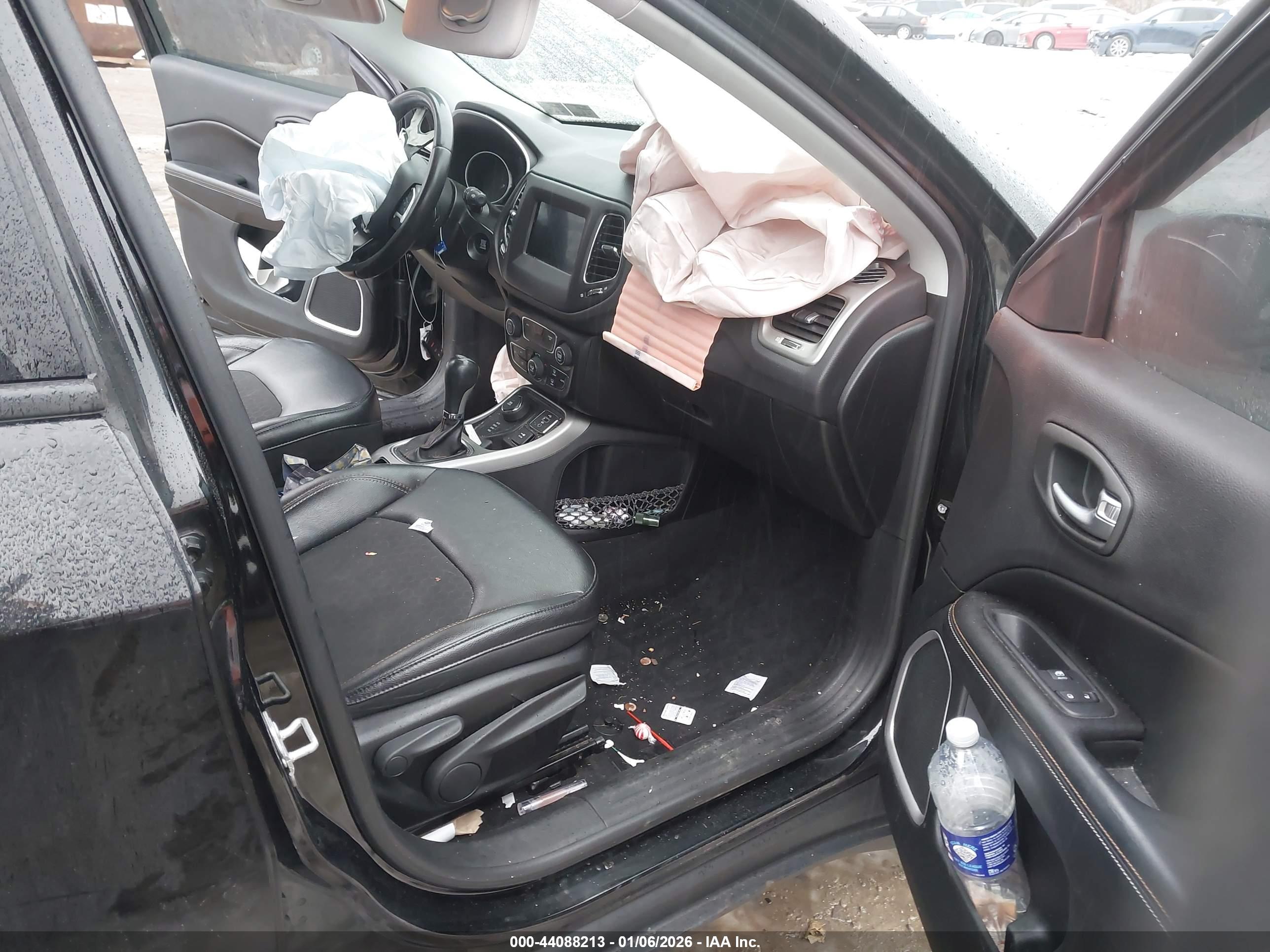 JEEP COMPASS image 5