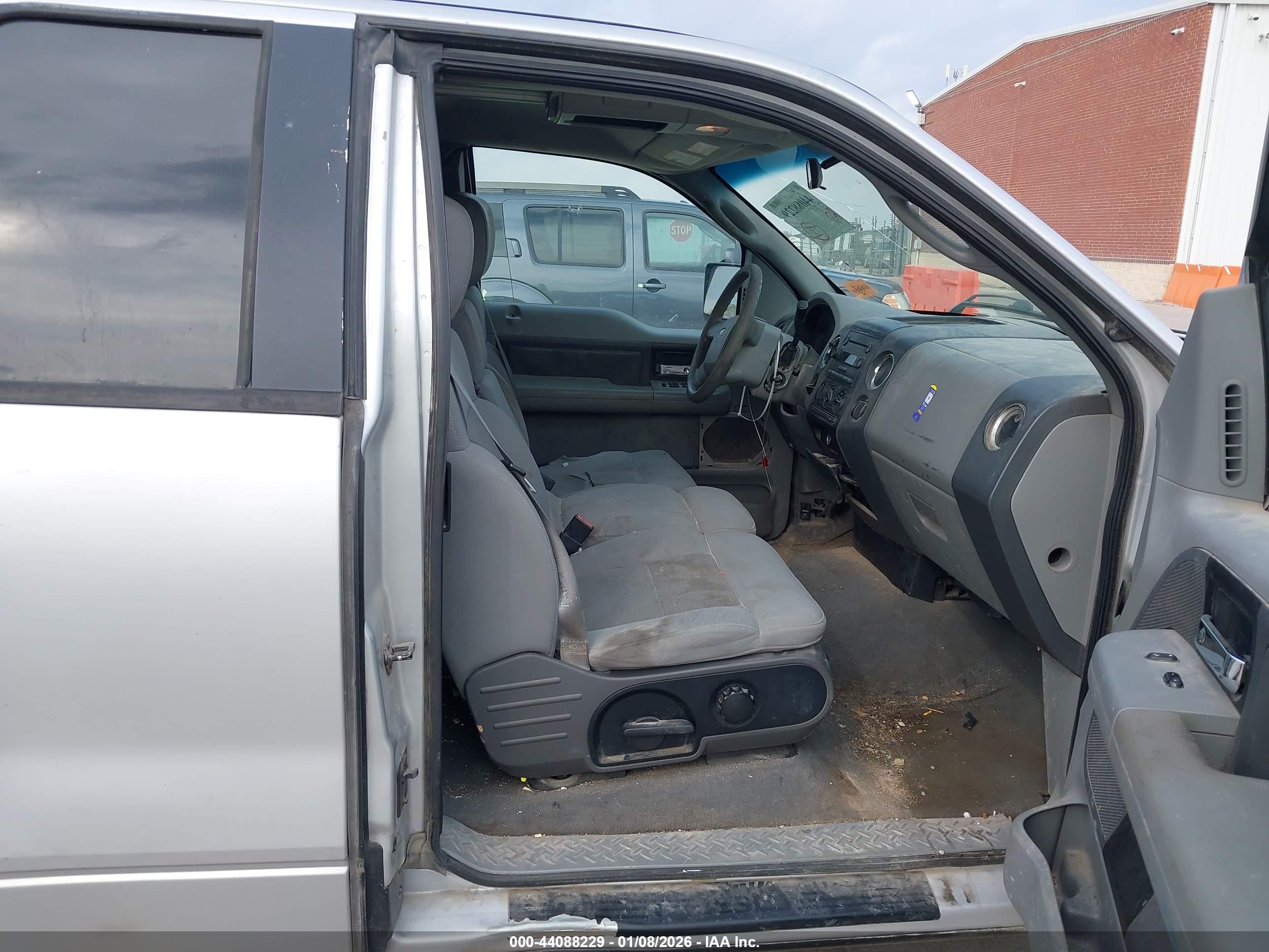 FORD F-150 image 5