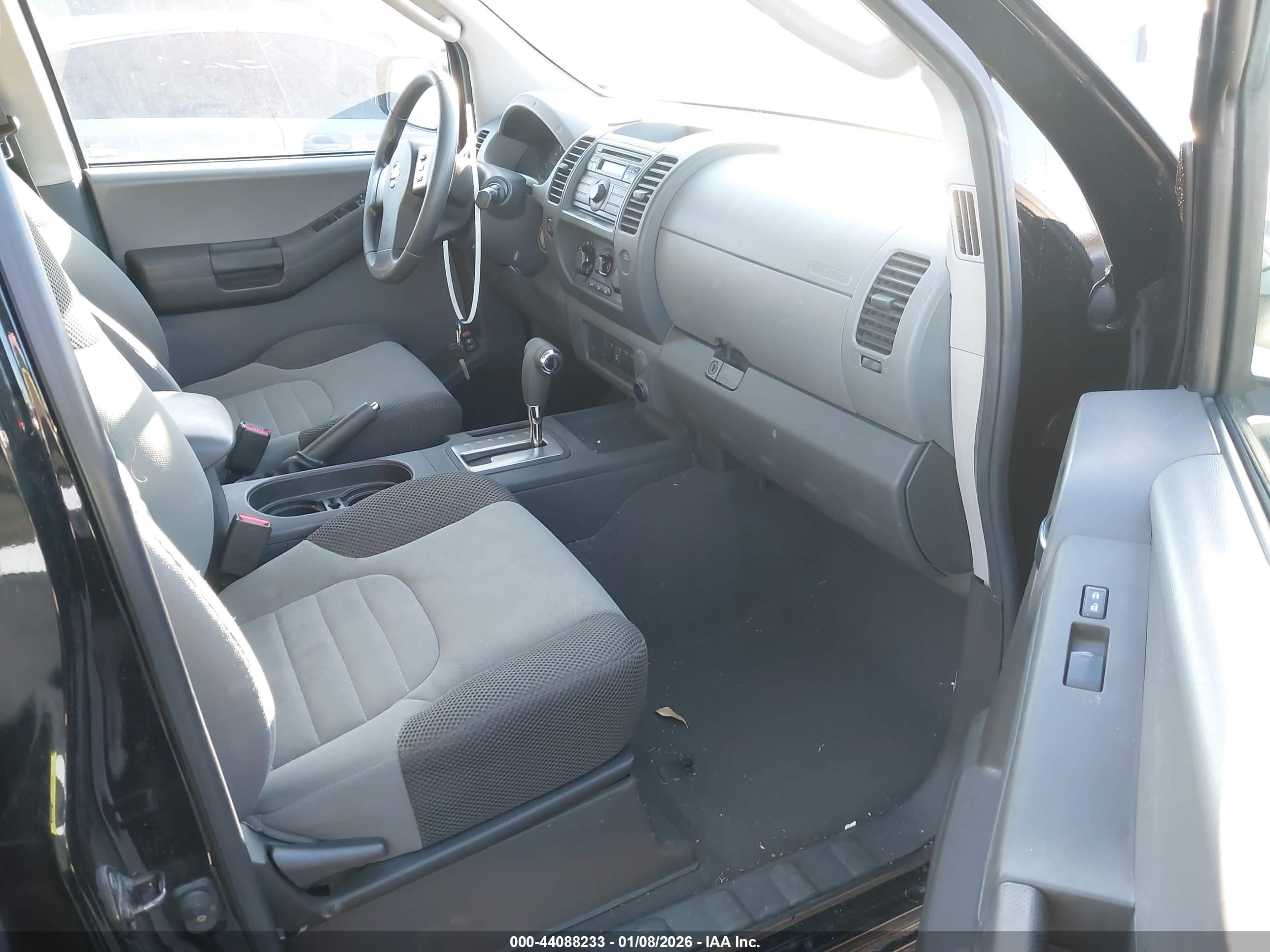 NISSAN XTERRA image 5