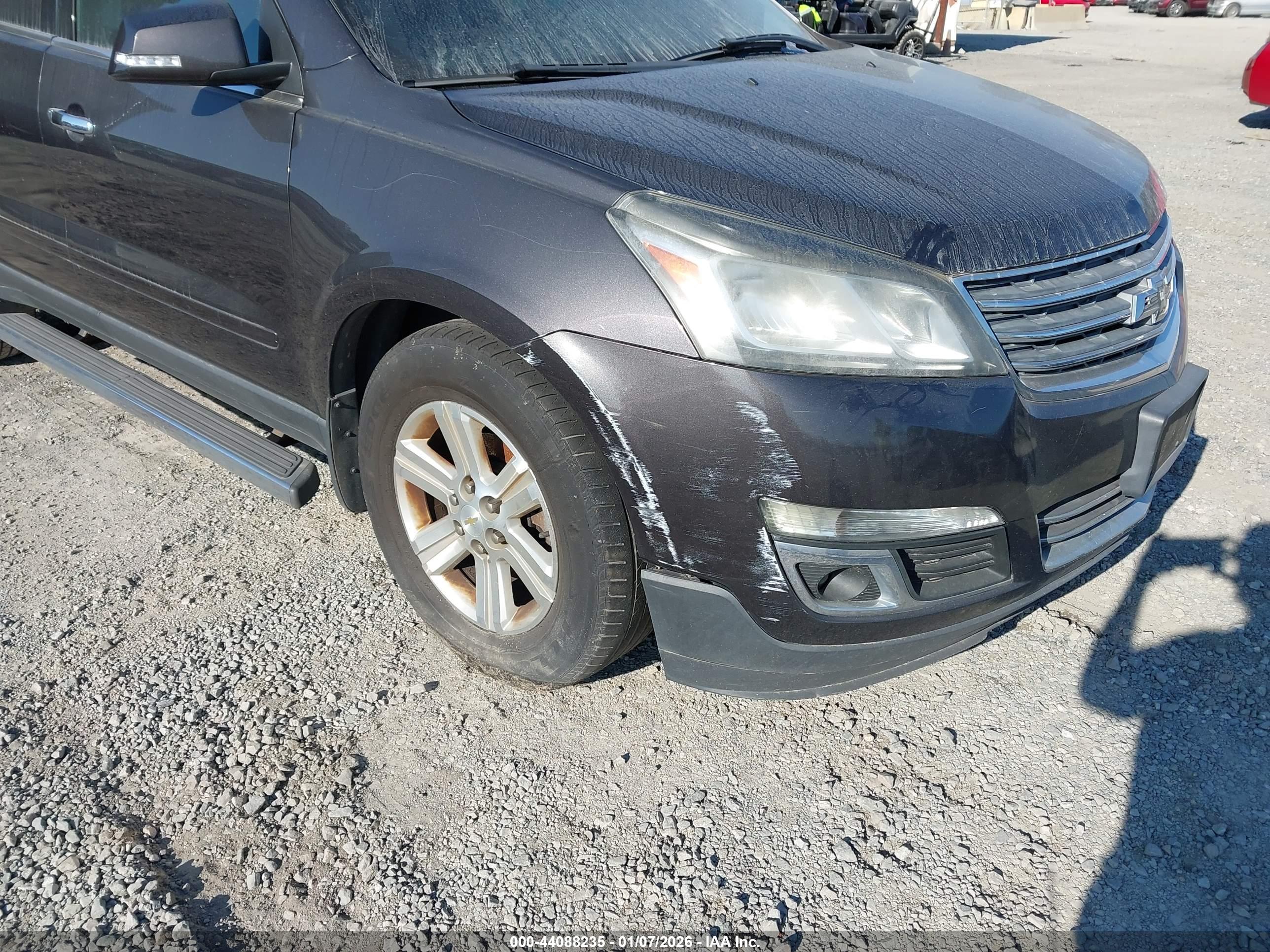 CHEVROLET TRAVERSE image 6