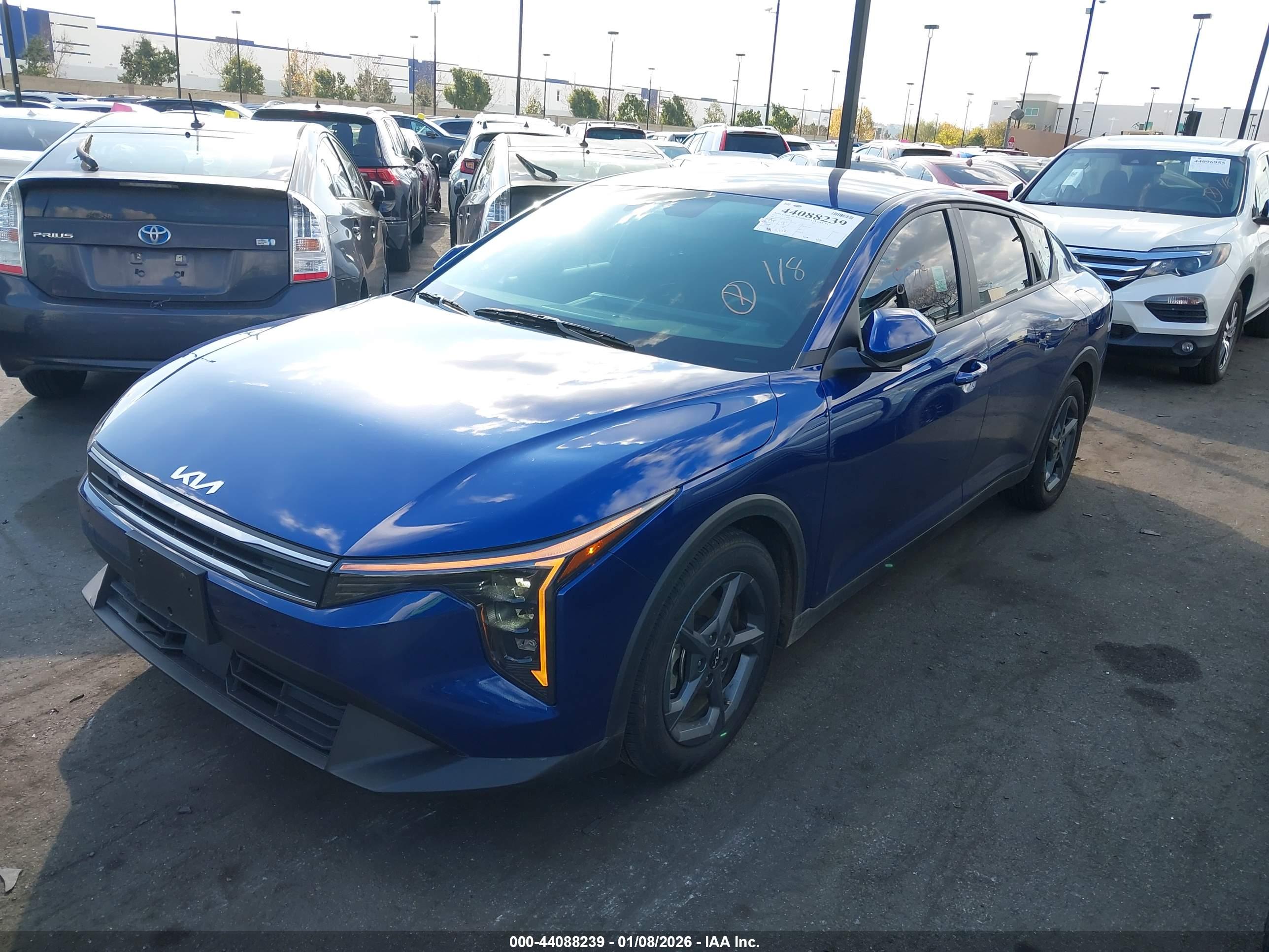 KIA K4 image 2