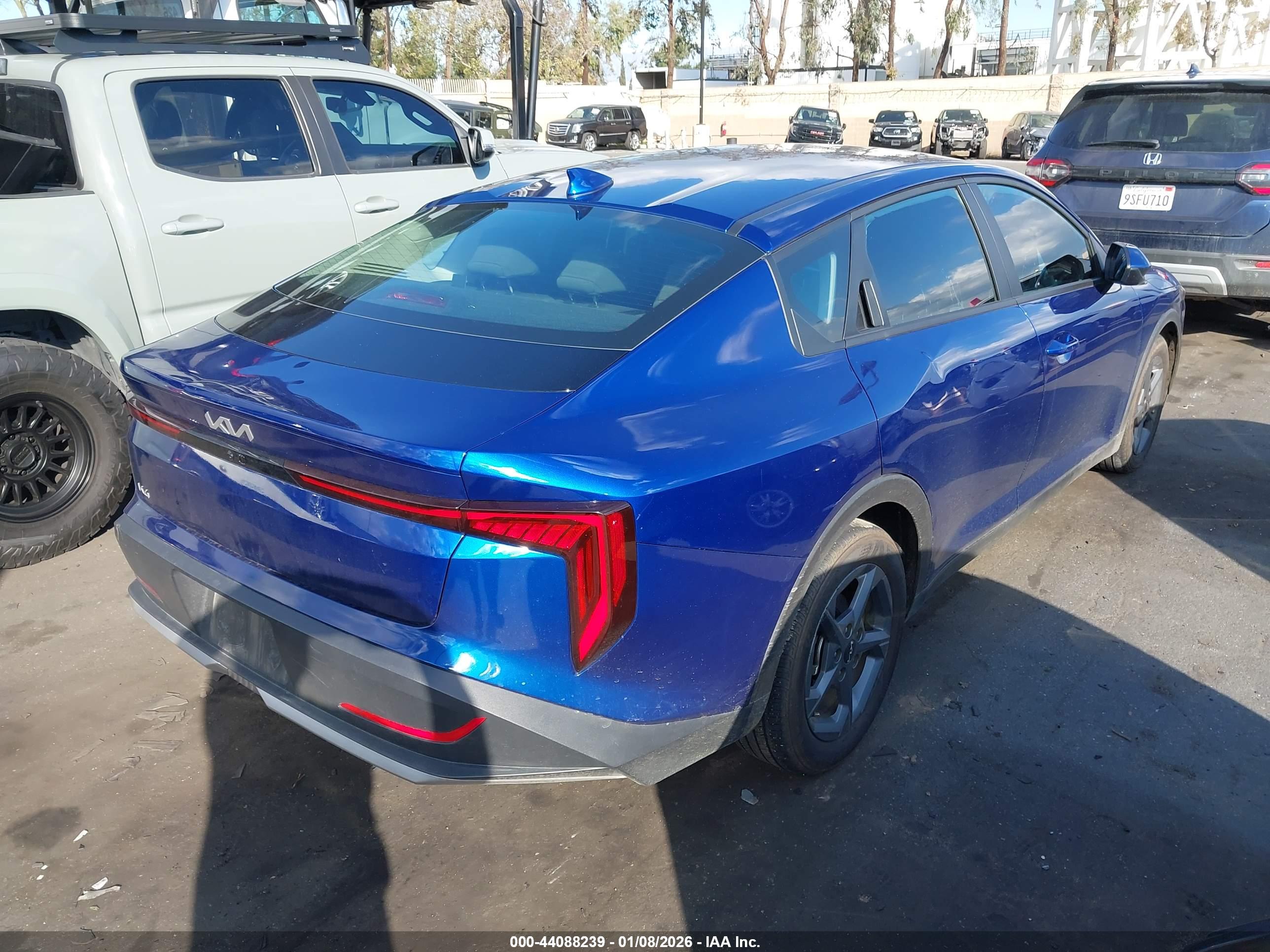 KIA K4 image 4