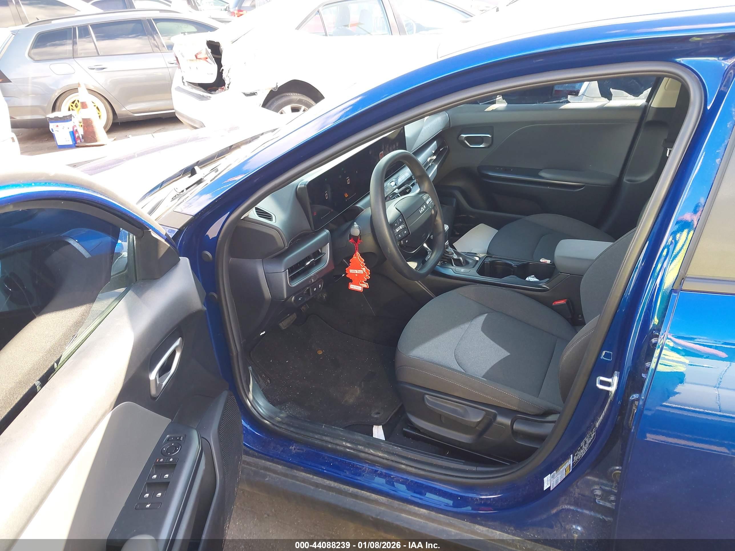 KIA K4 image 5