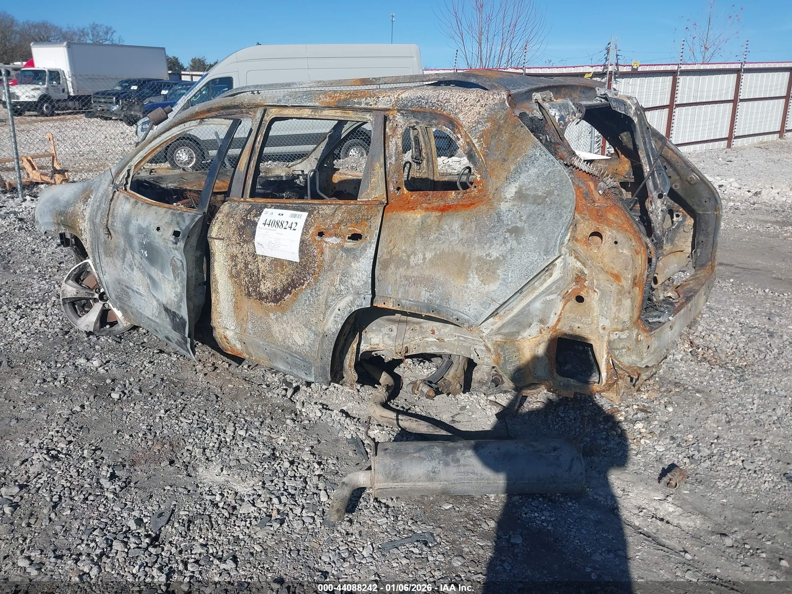 JEEP CHEROKEE image 3