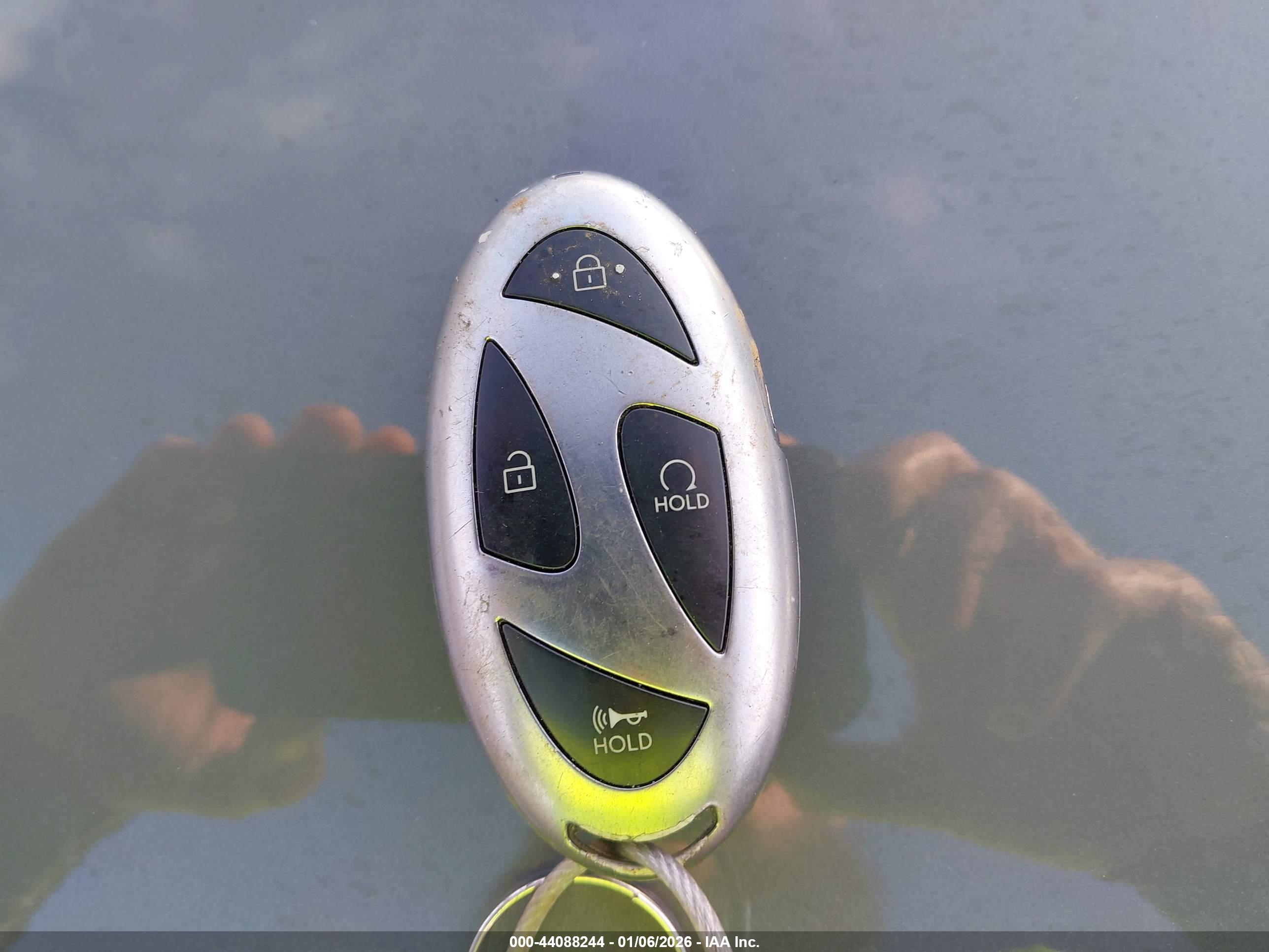 HYUNDAI TUCSON image 11