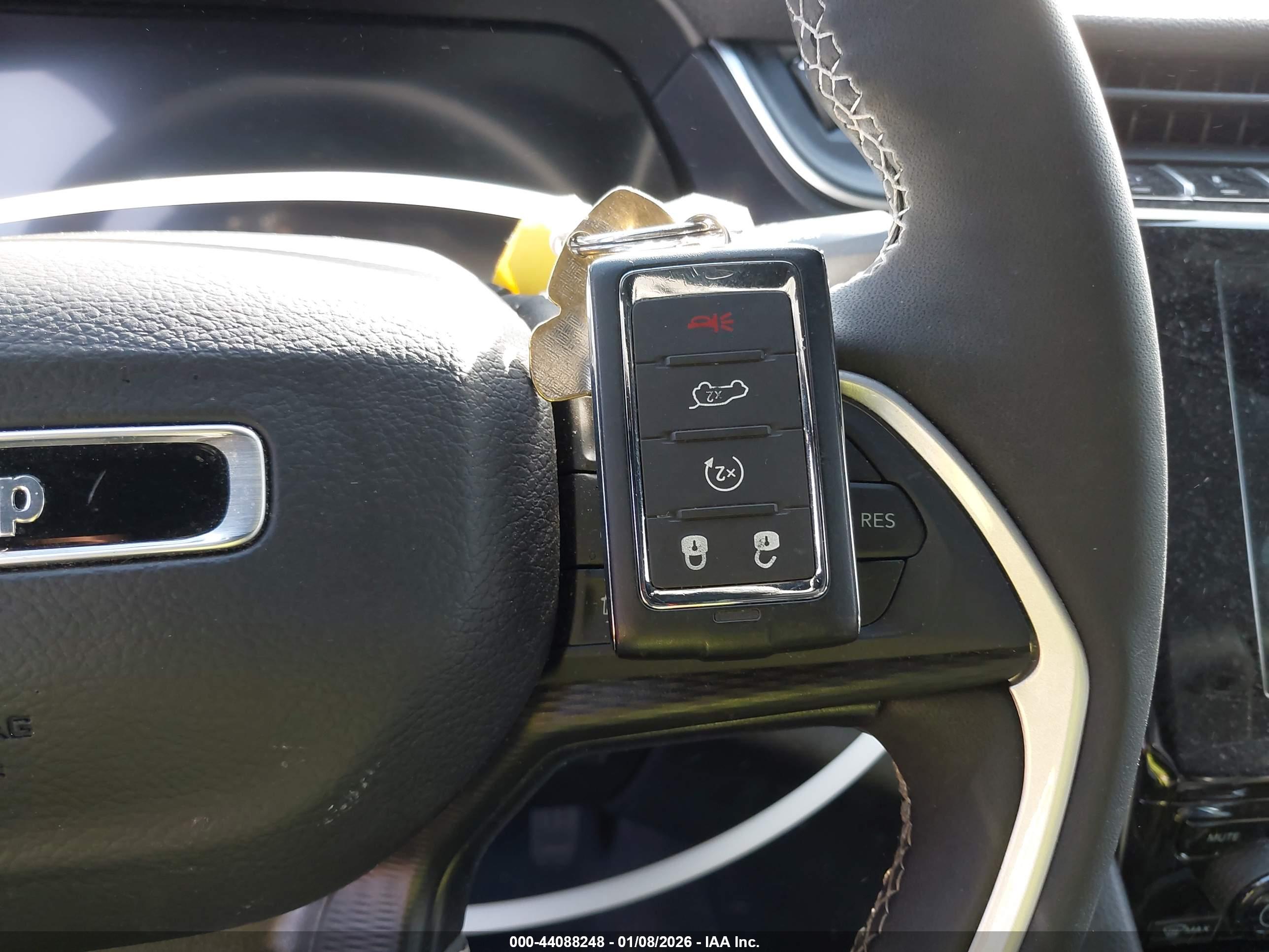 JEEP GRAND image 11