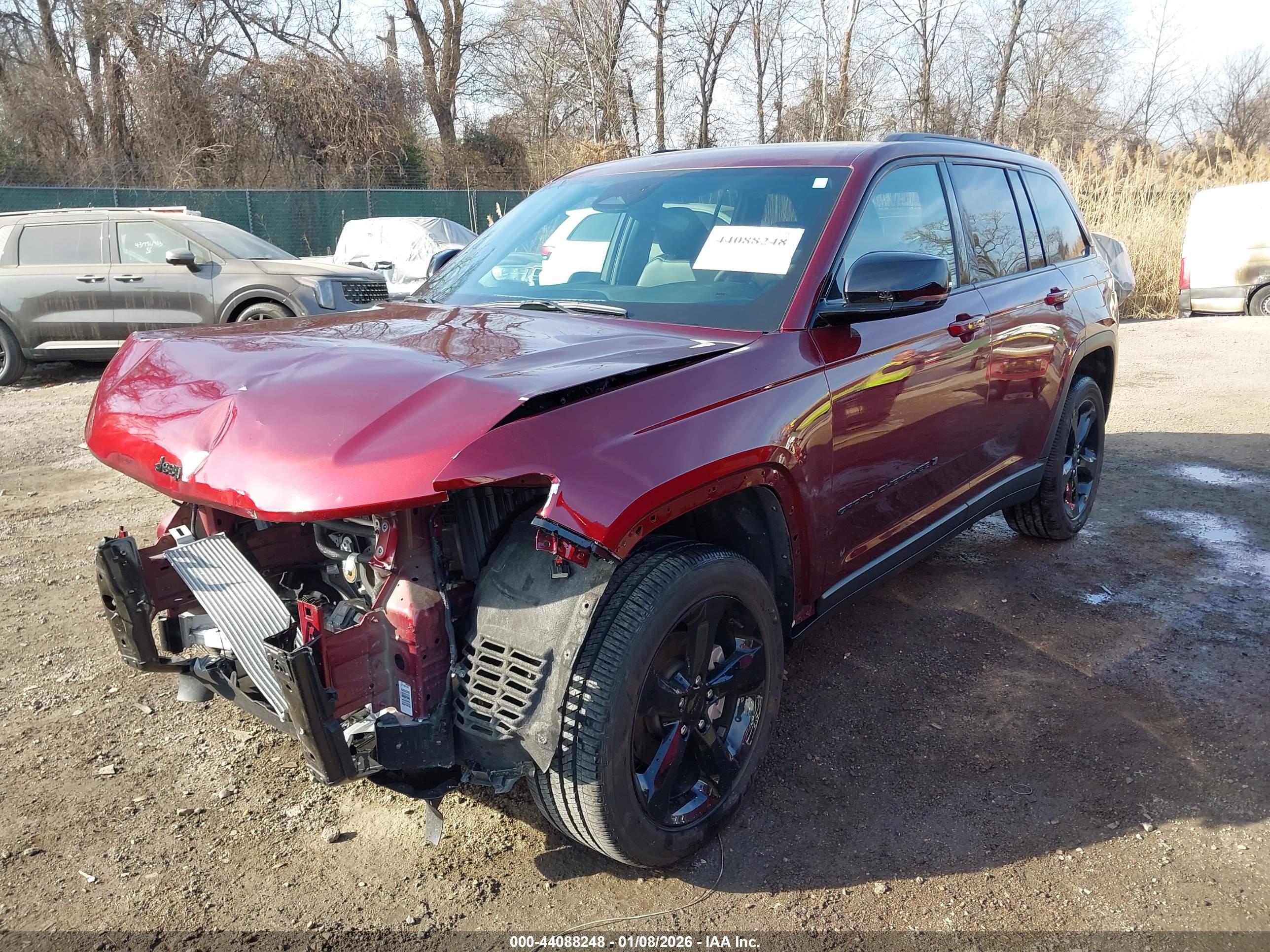 JEEP GRAND image 2