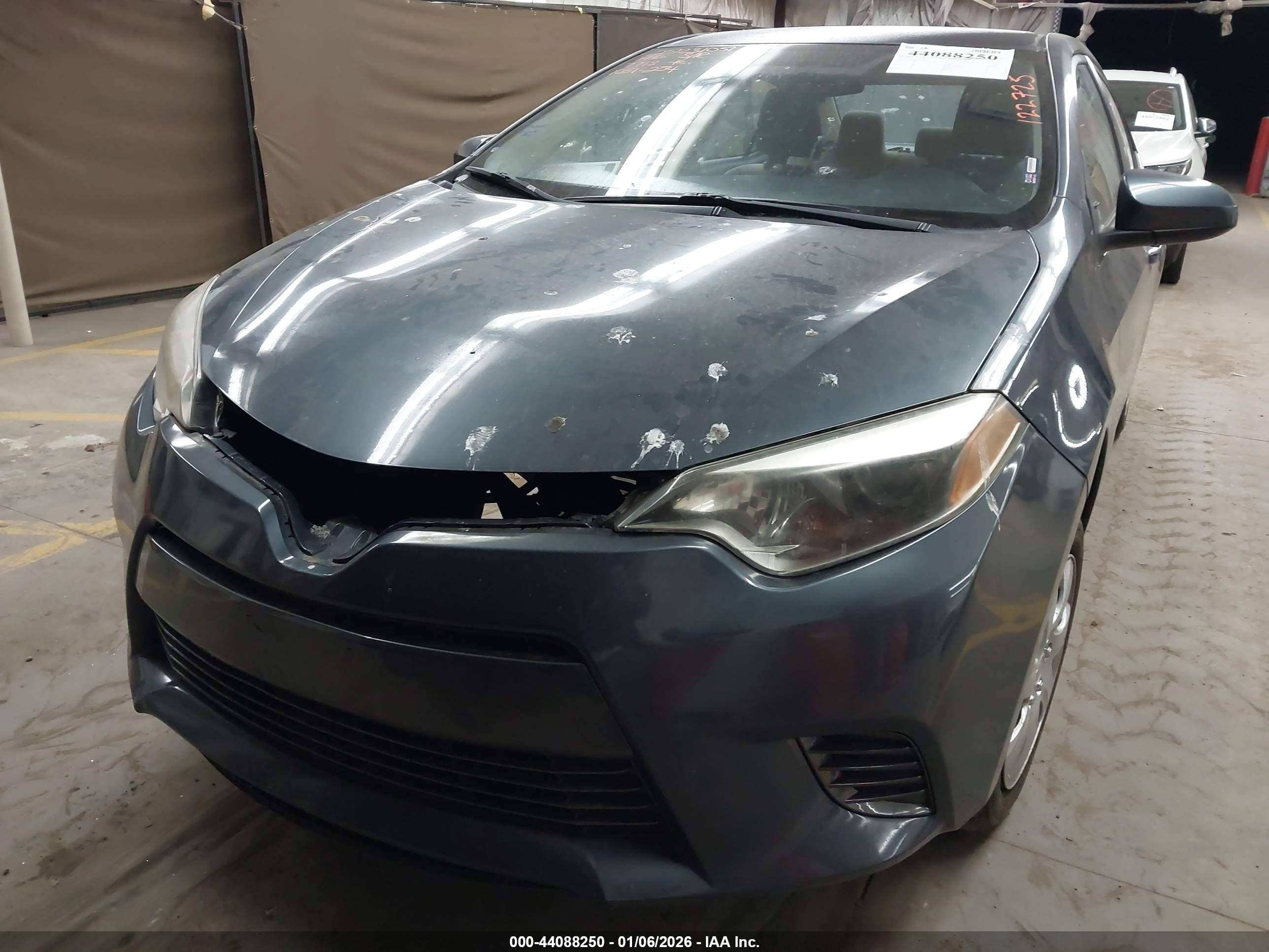 TOYOTA COROLLA image 6