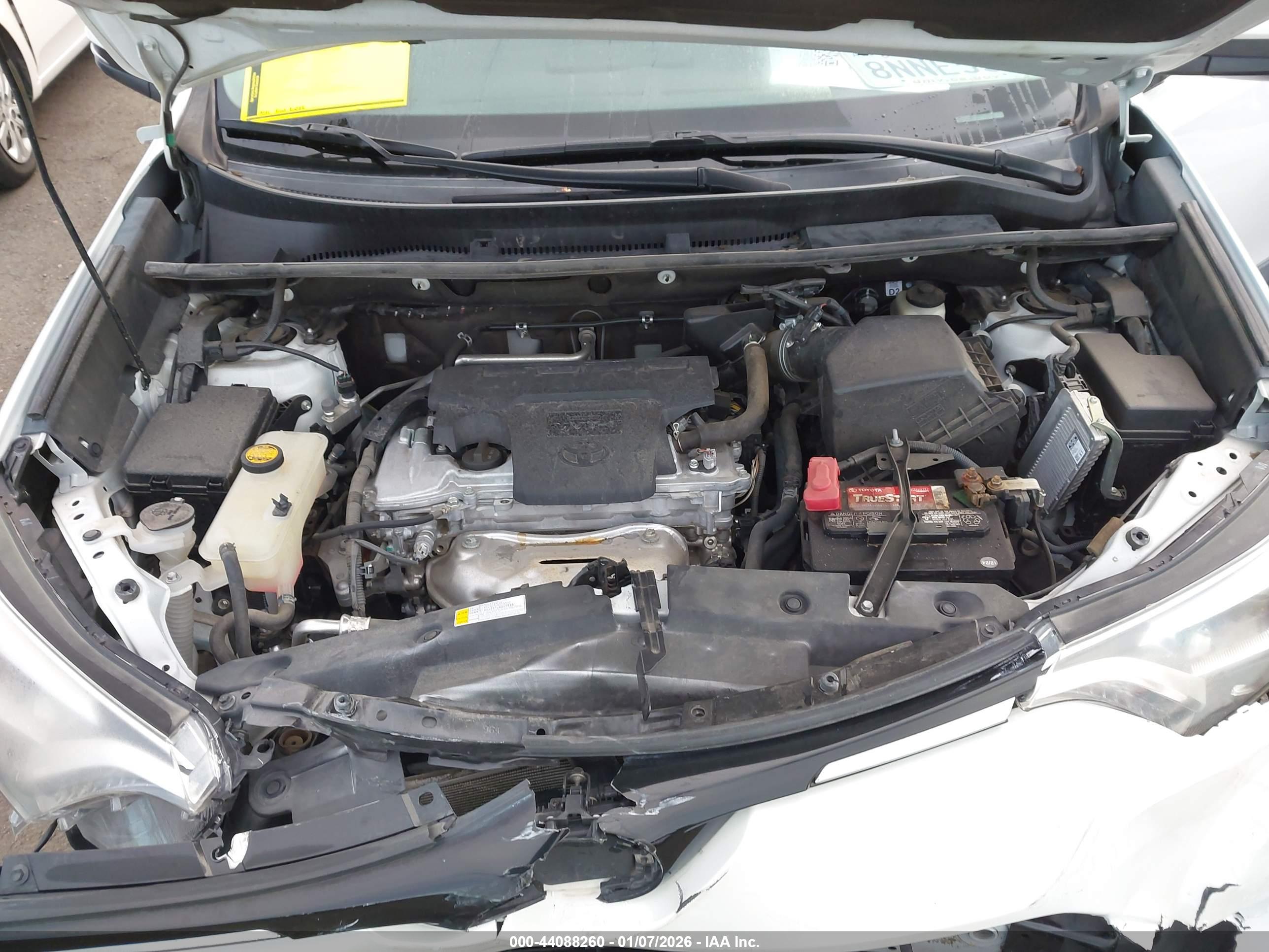 TOYOTA RAV4 image 10