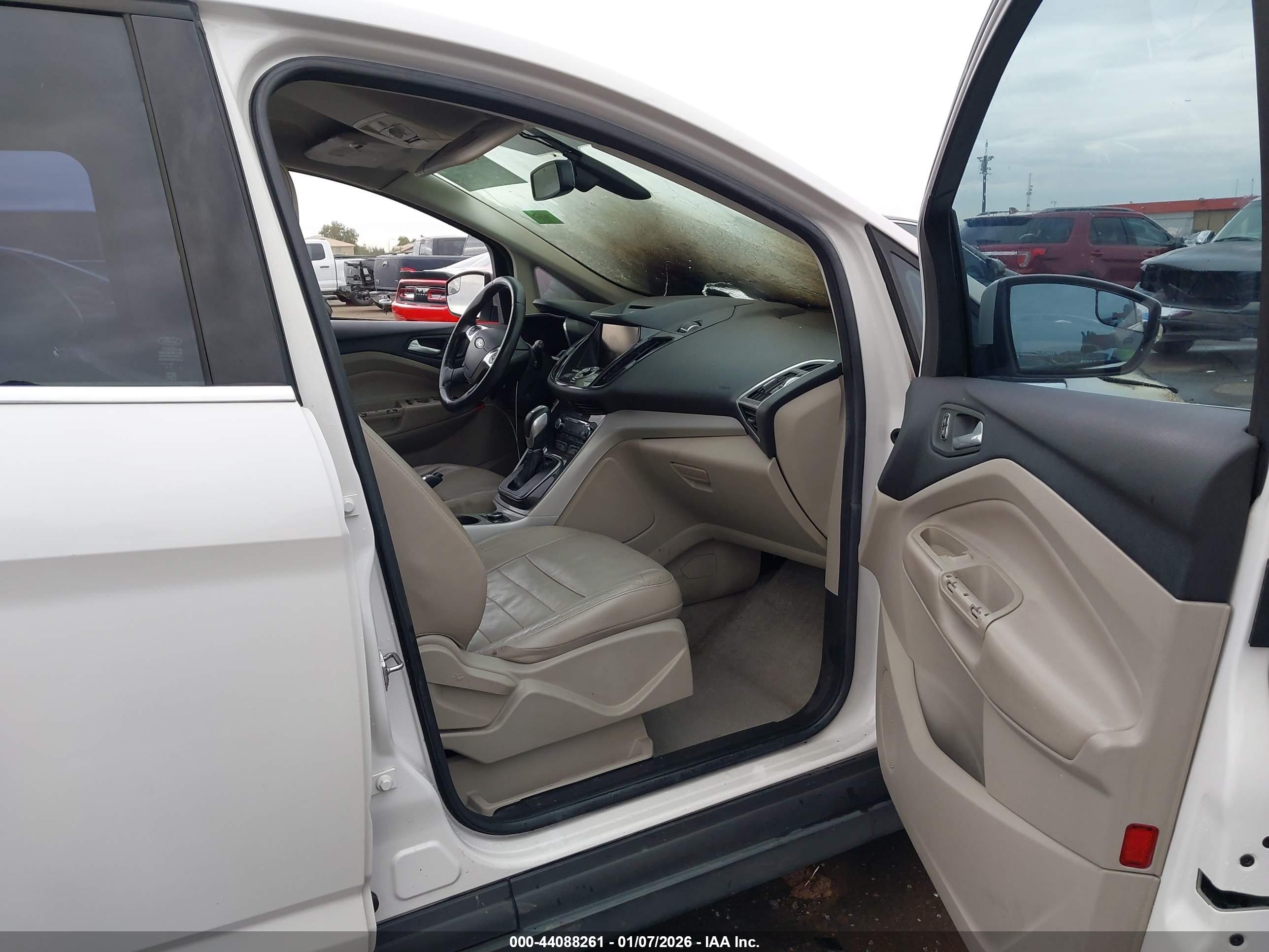 FORD C-MAX image 5