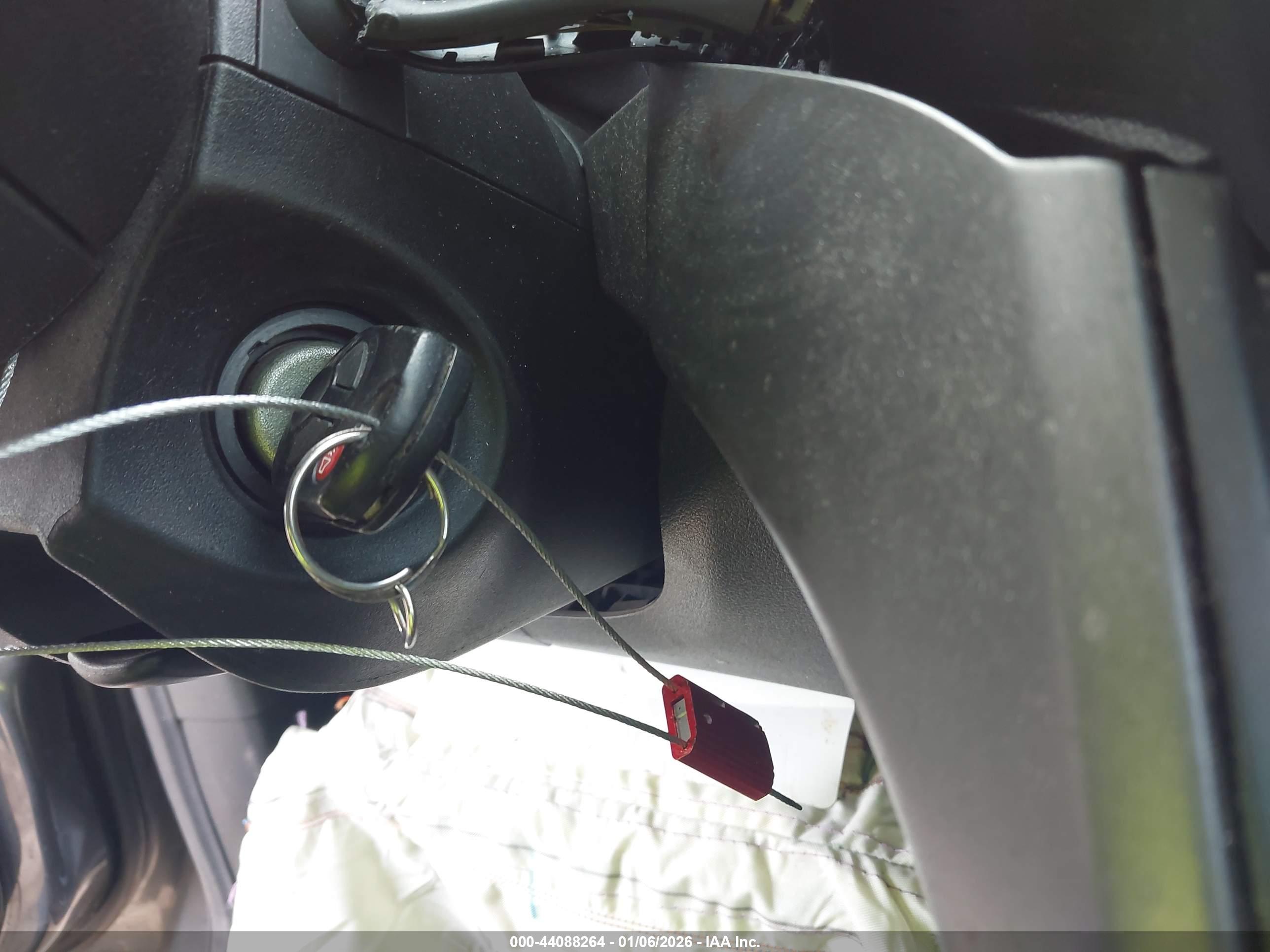 FORD ESCAPE image 11