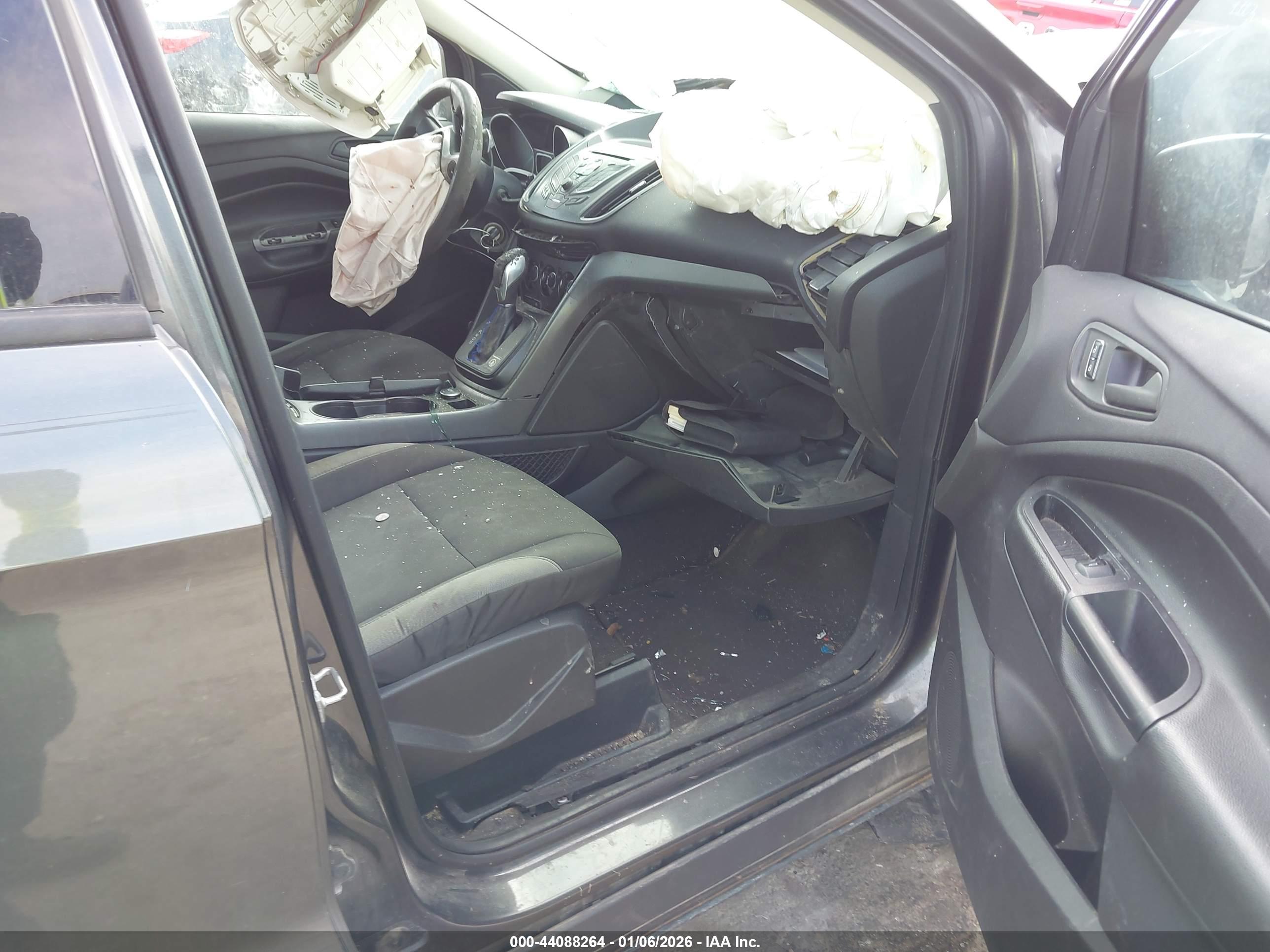 FORD ESCAPE image 5