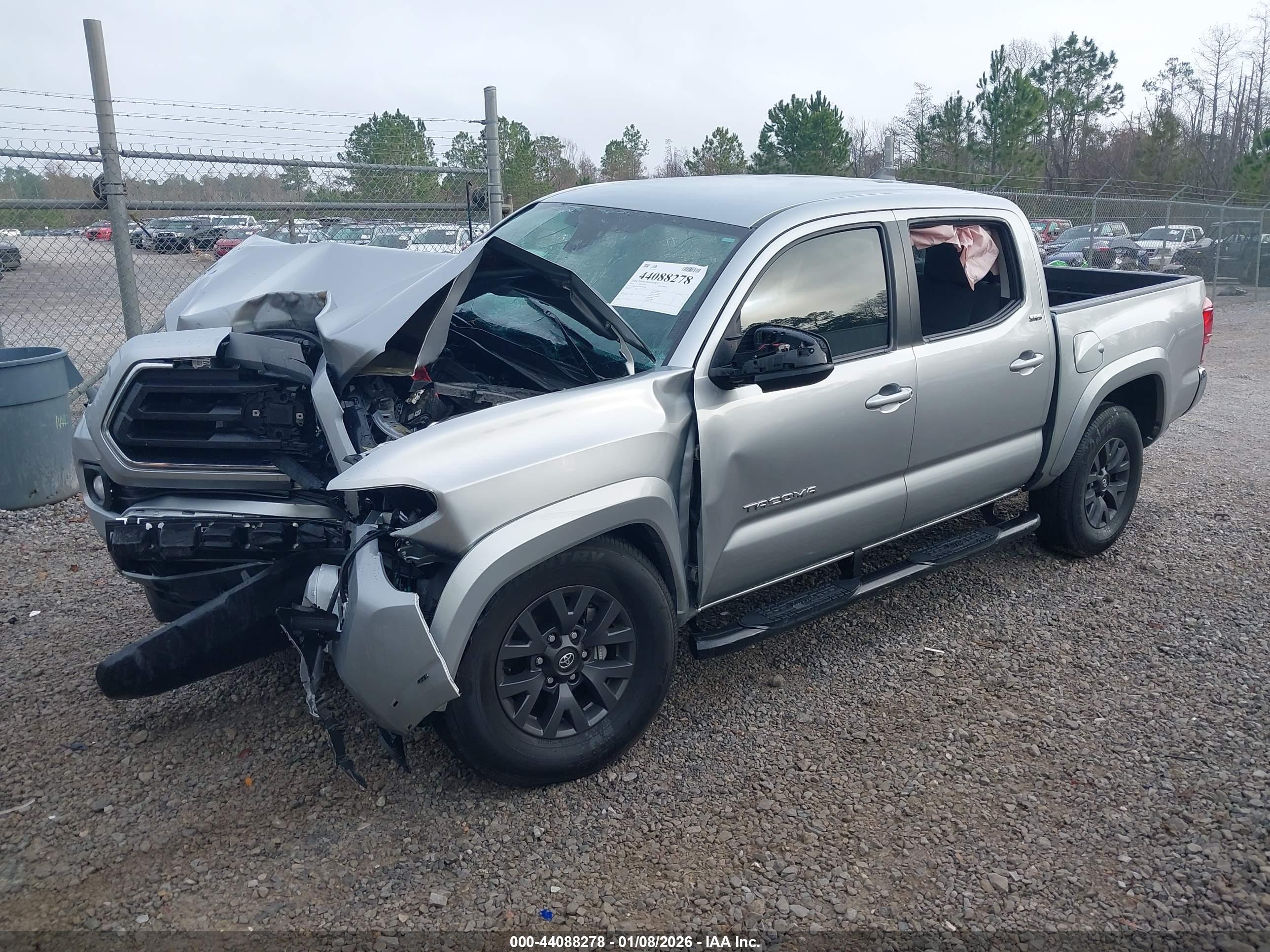TOYOTA TACOMA image 2