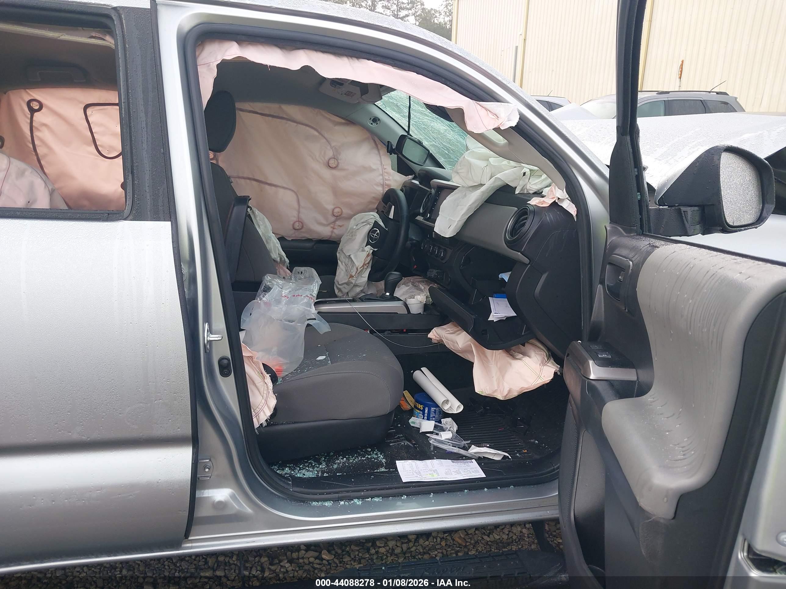 TOYOTA TACOMA image 5