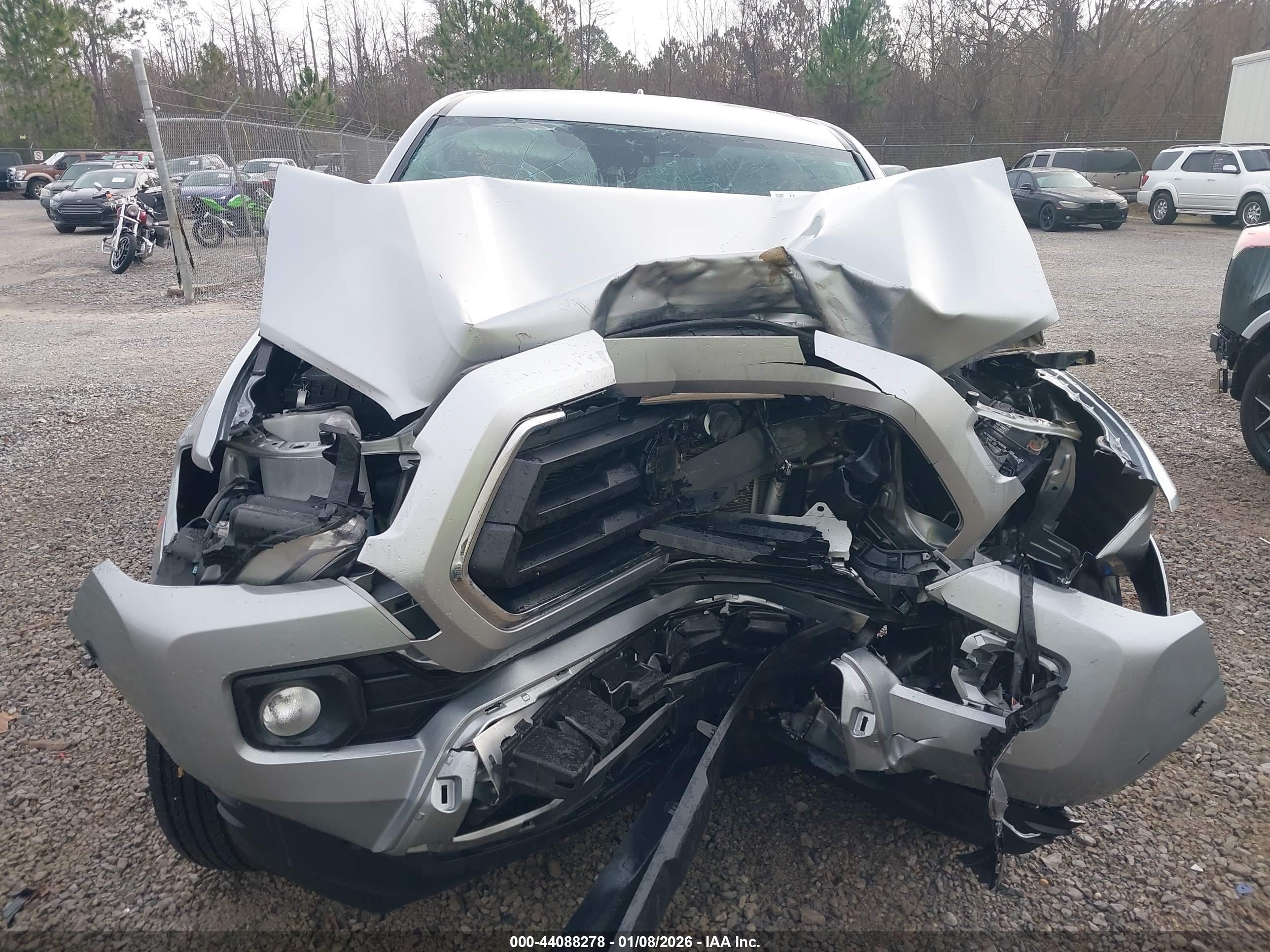 TOYOTA TACOMA image 6