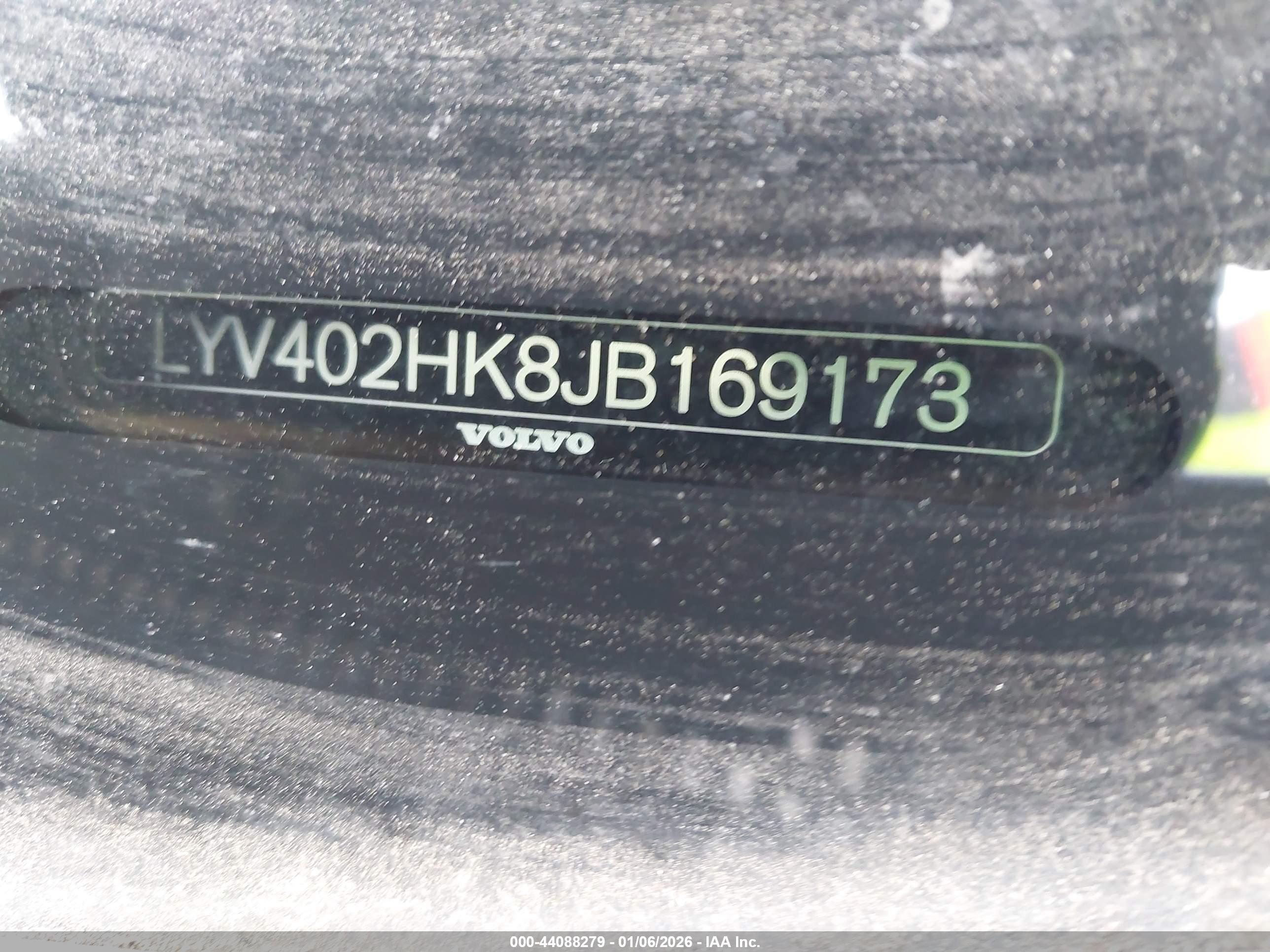VOLVO S60 image 9