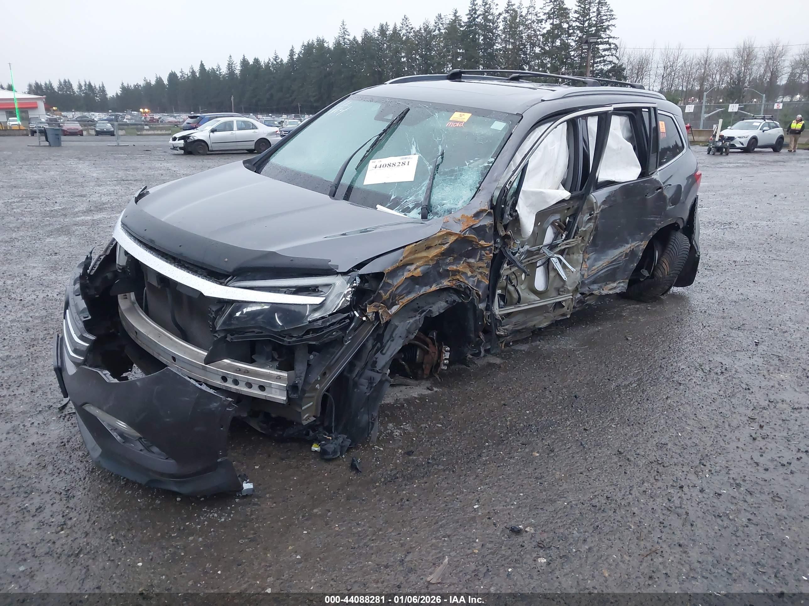 HONDA PILOT image 2