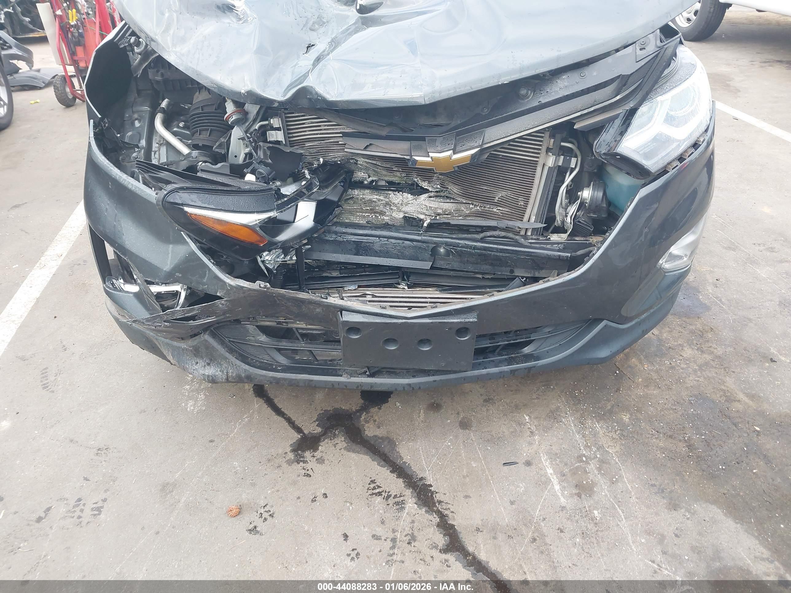 CHEVROLET EQUINOX image 6