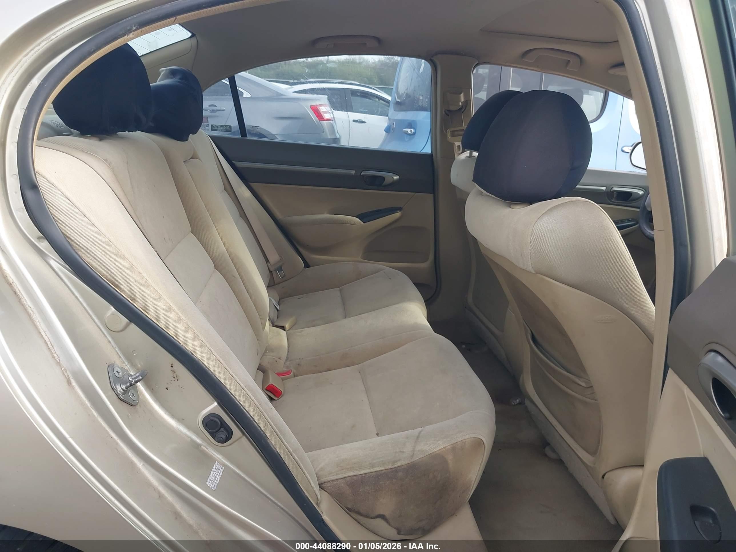 HONDA CIVIC image 8
