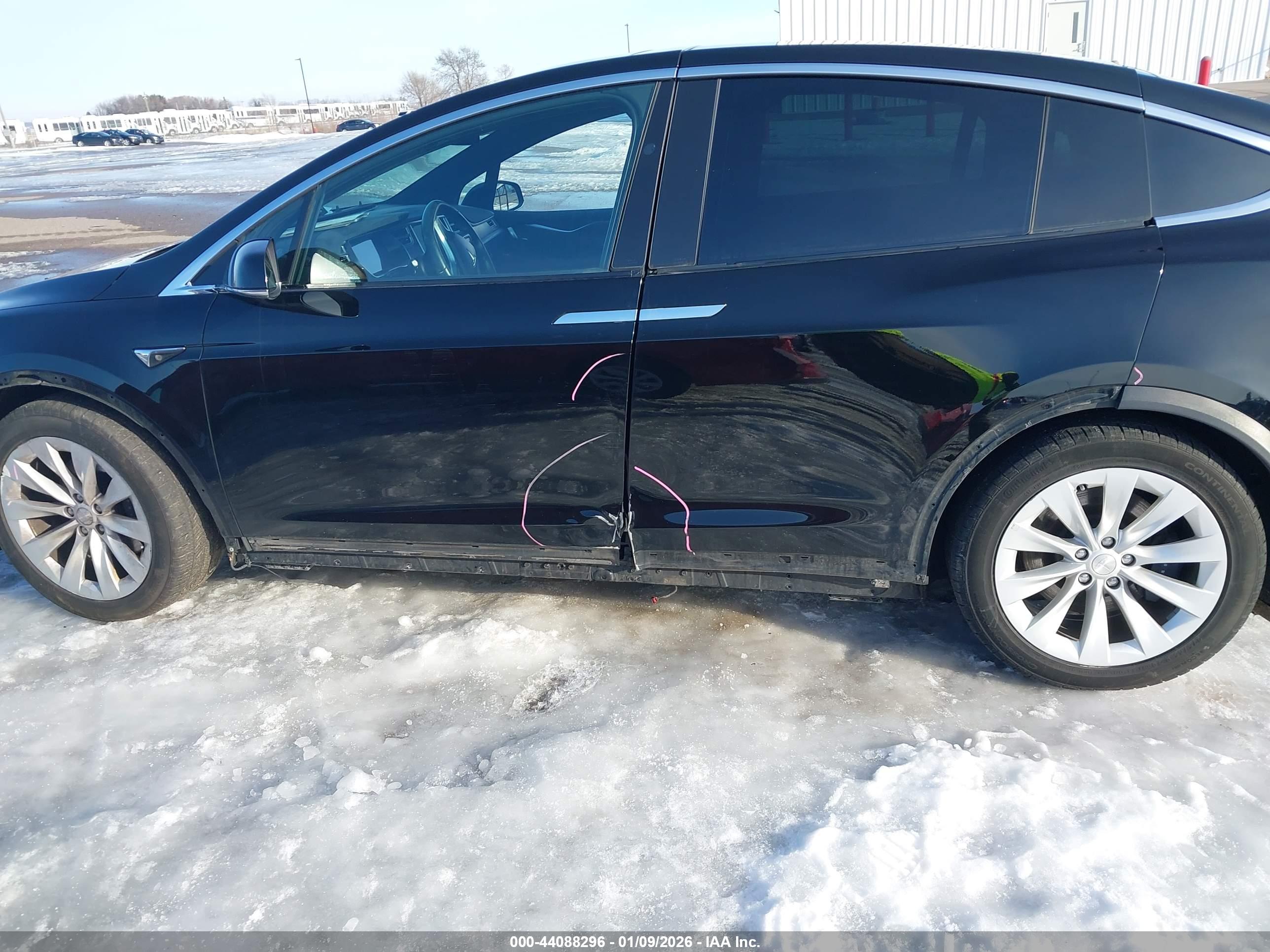 TESLA MODEL image 6