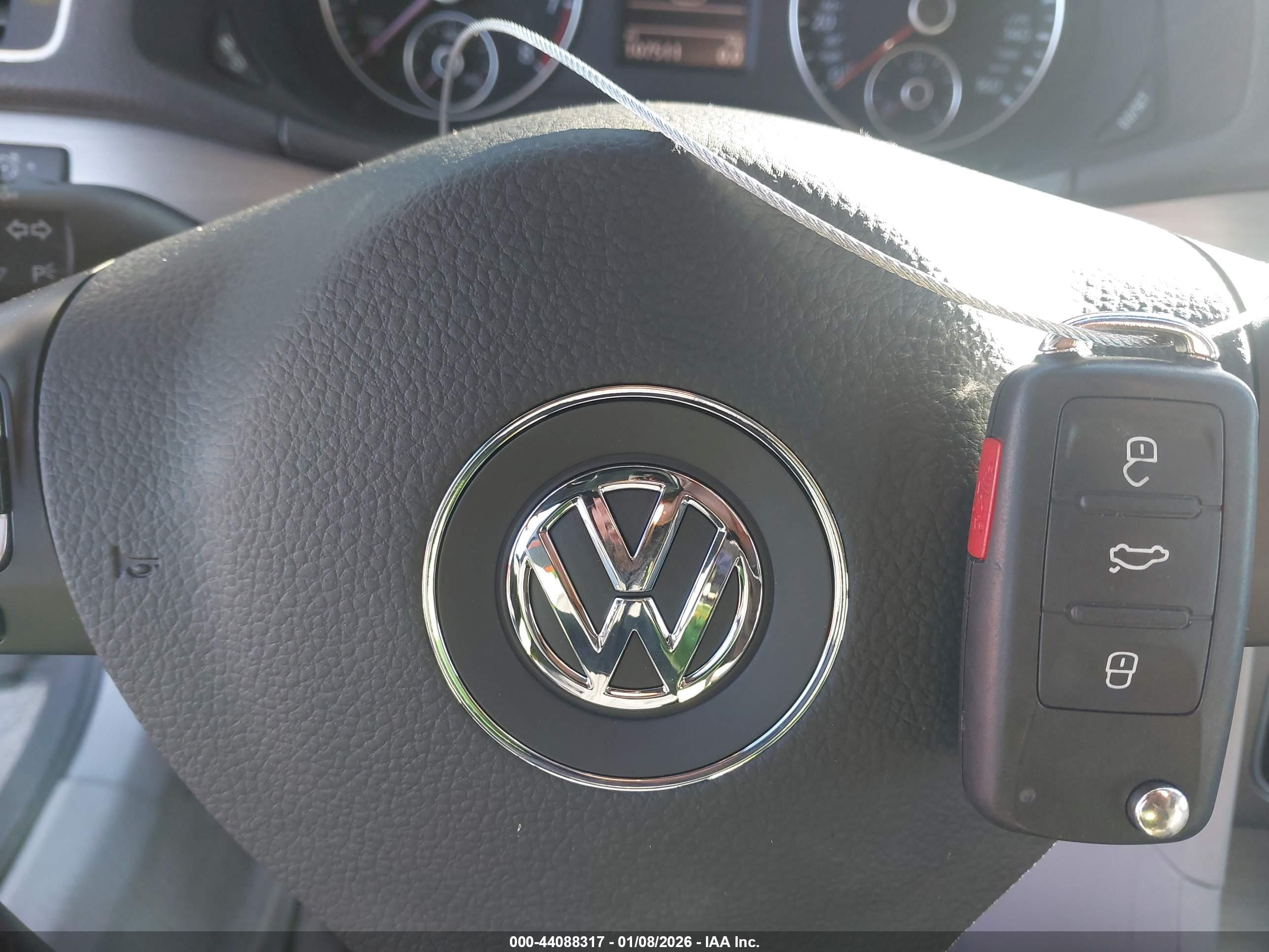 VOLKSWAGEN PASSAT image 11