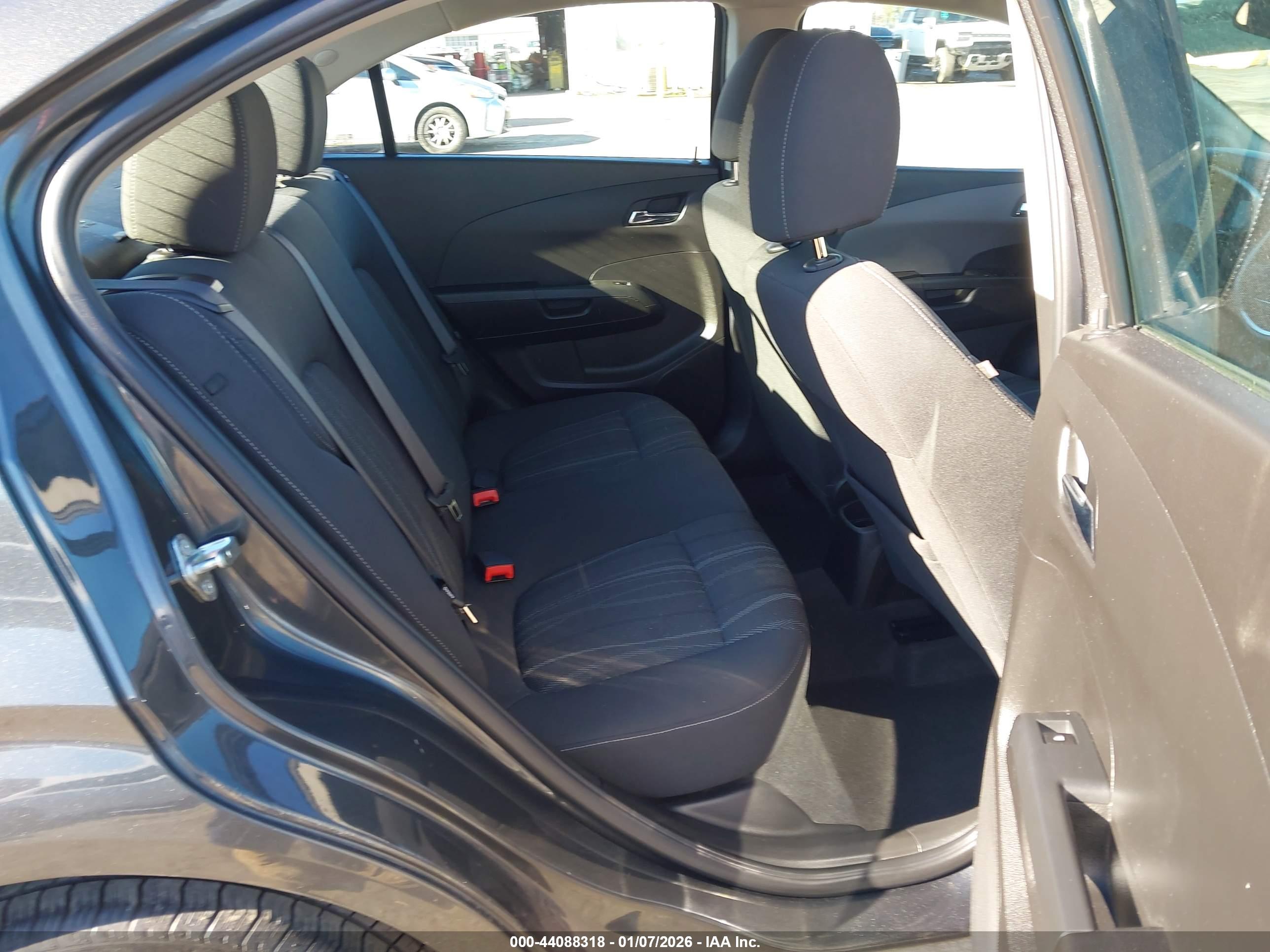CHEVROLET SONIC image 8