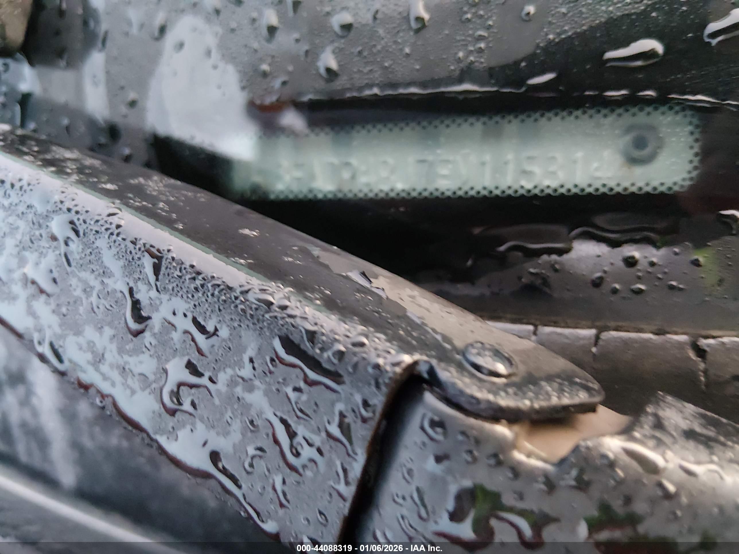 FORD FIESTA image 9