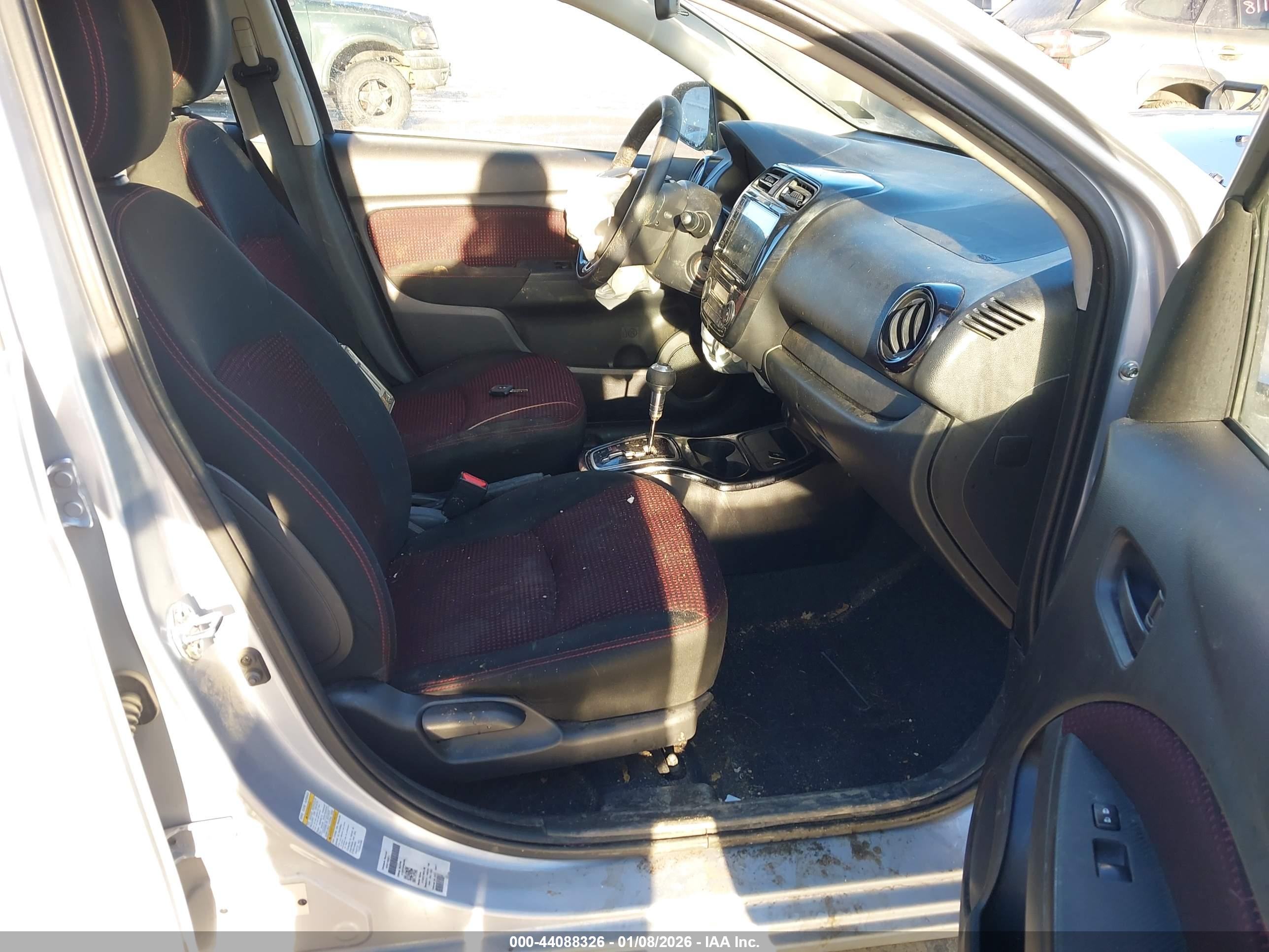 MITSUBISHI MIRAGE image 5