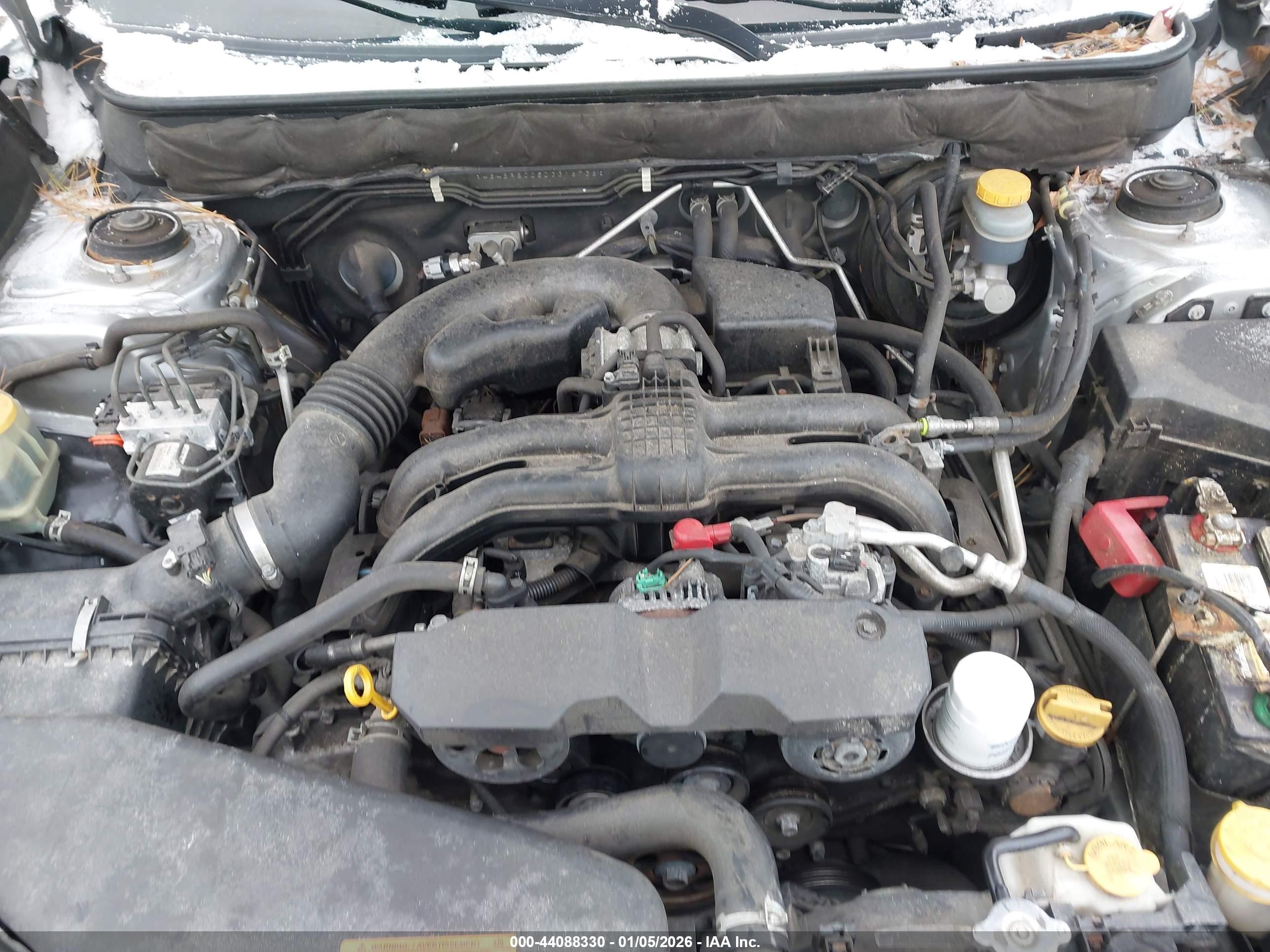 SUBARU OUTBACK image 10