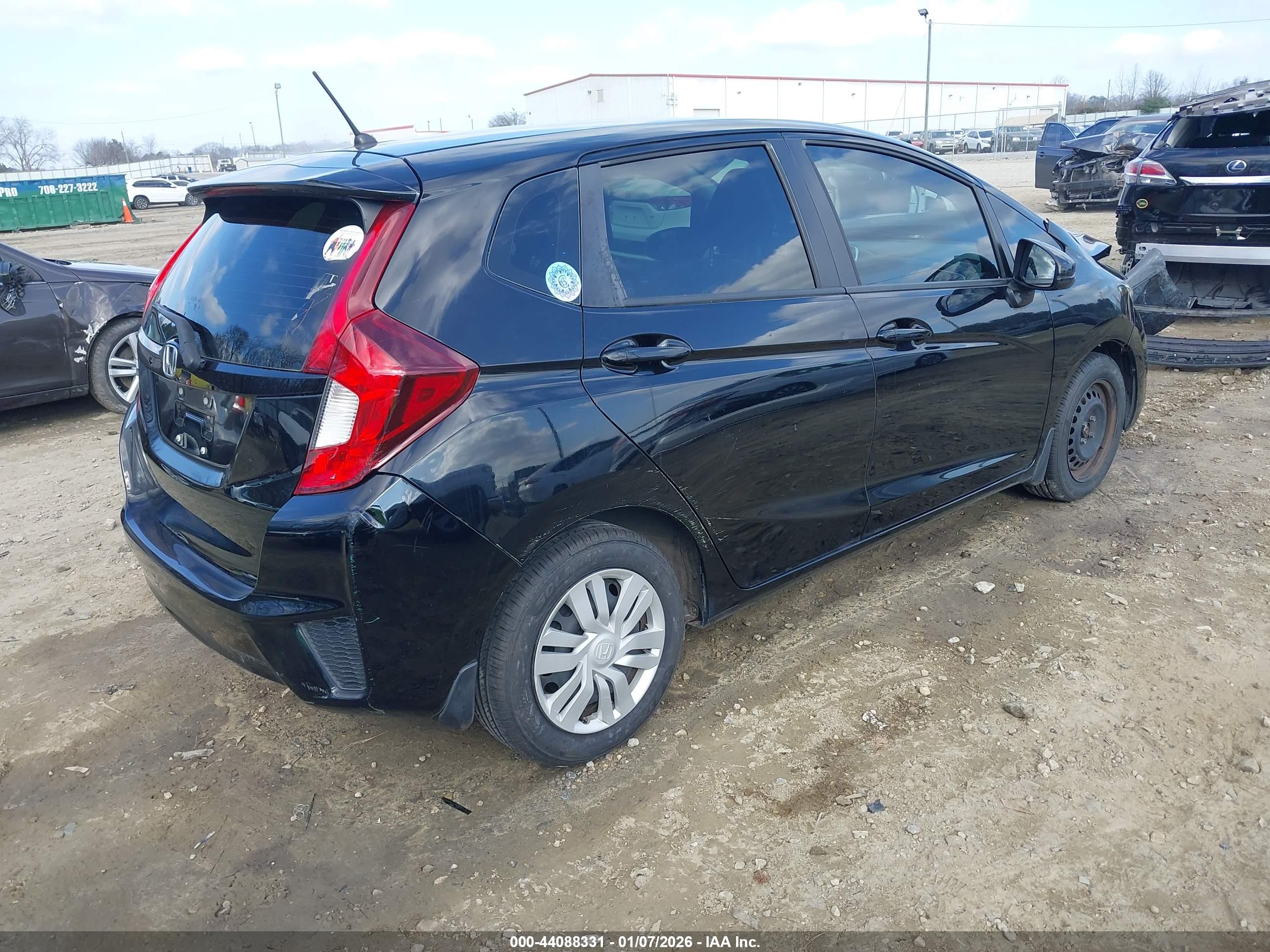 HONDA FIT image 4