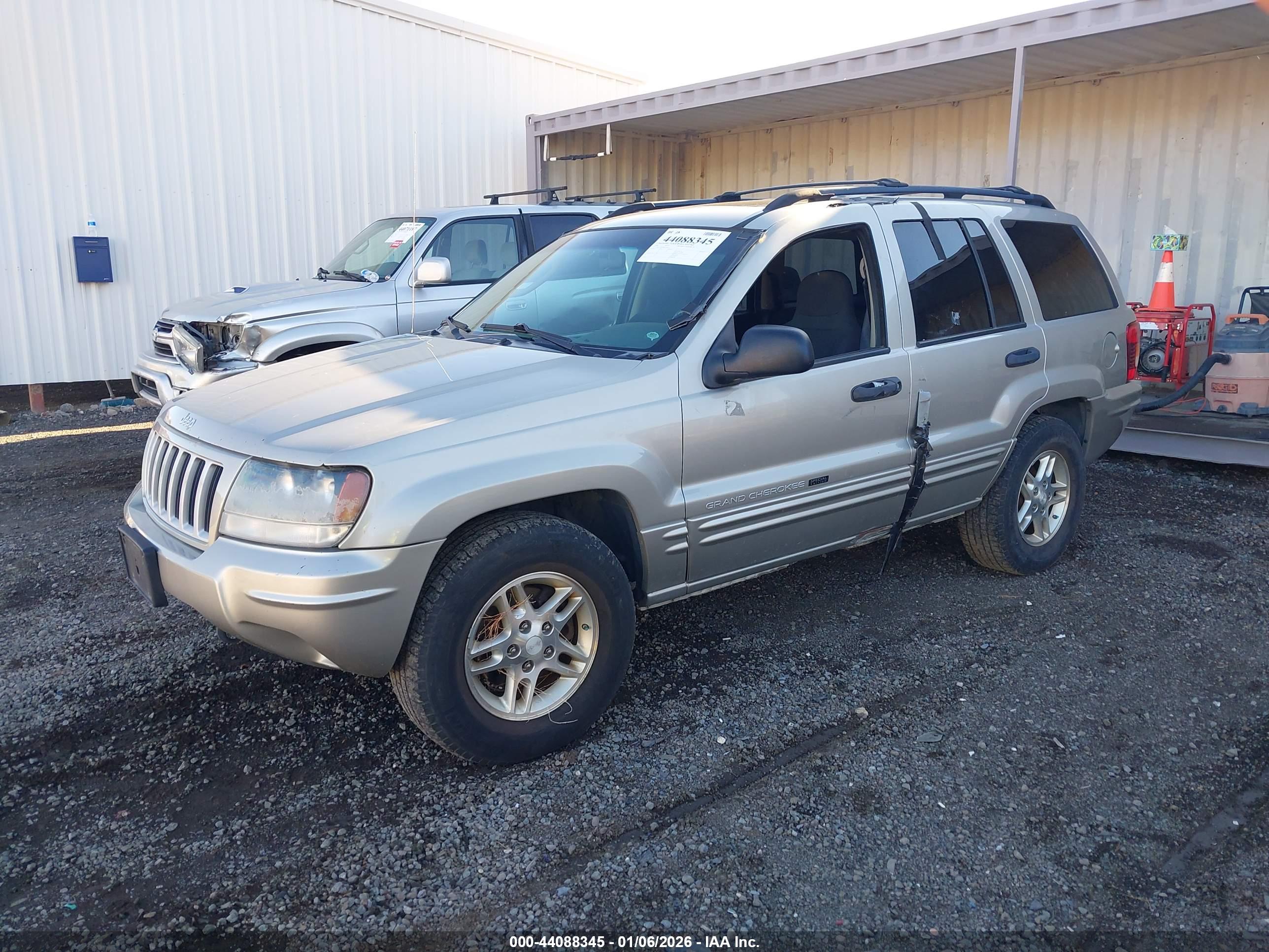 JEEP GRAND image 2