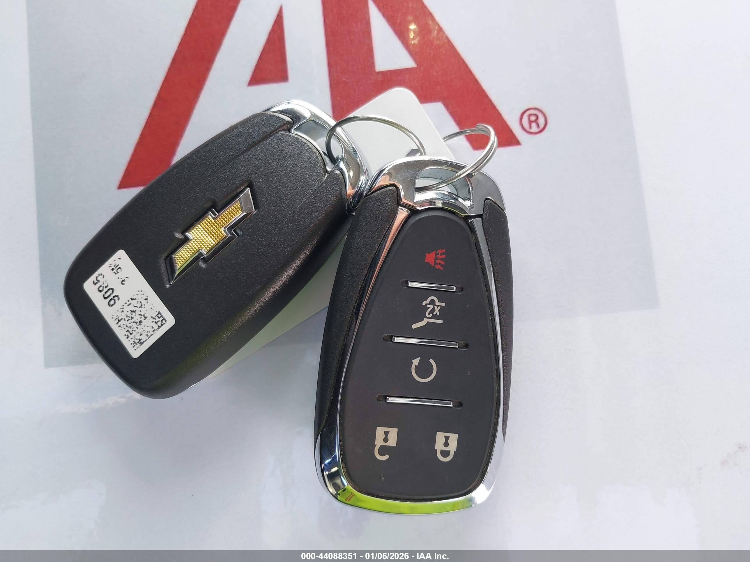 CHEVROLET EQUINOX image 11