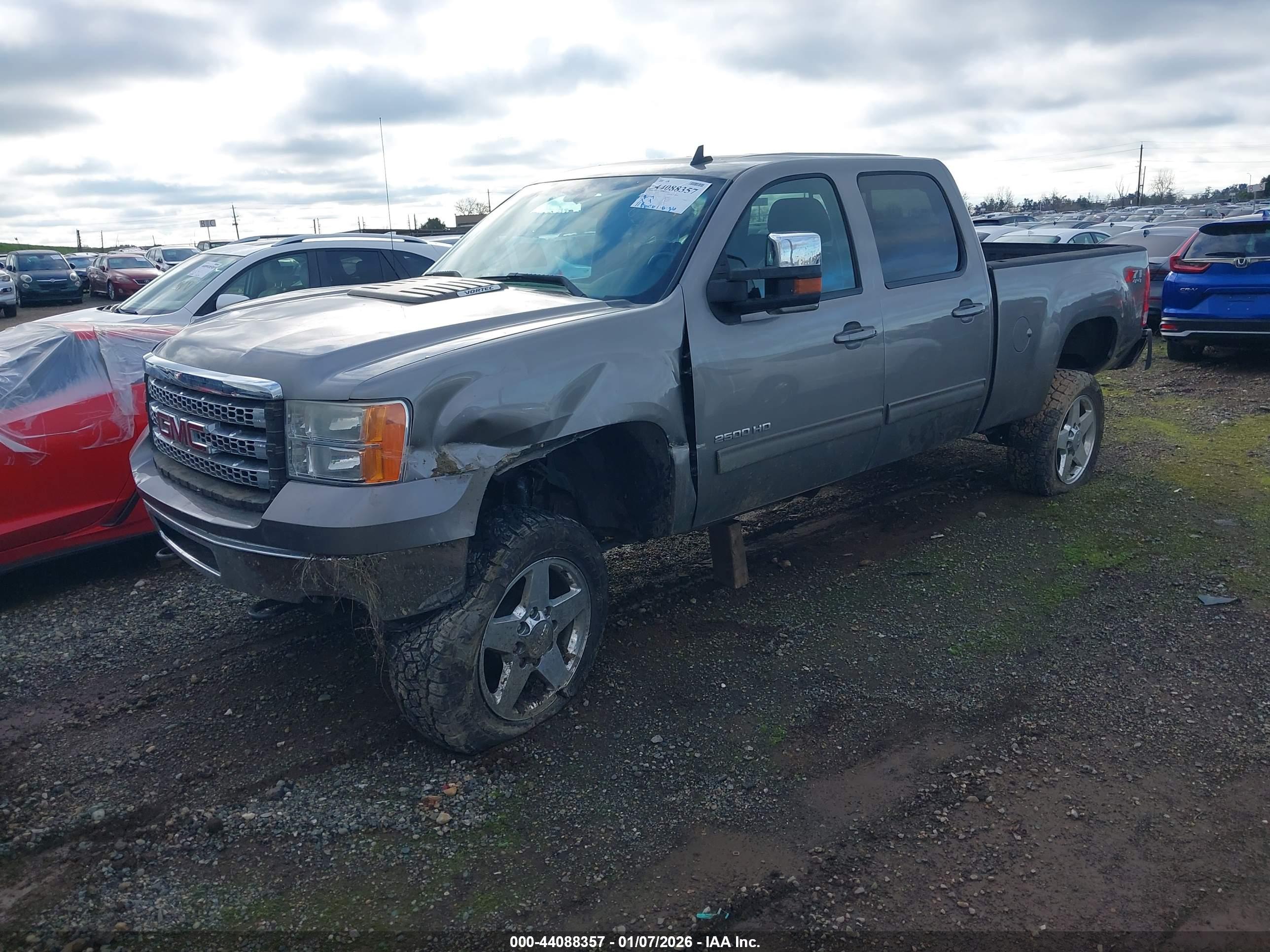 GMC SIERRA image 2