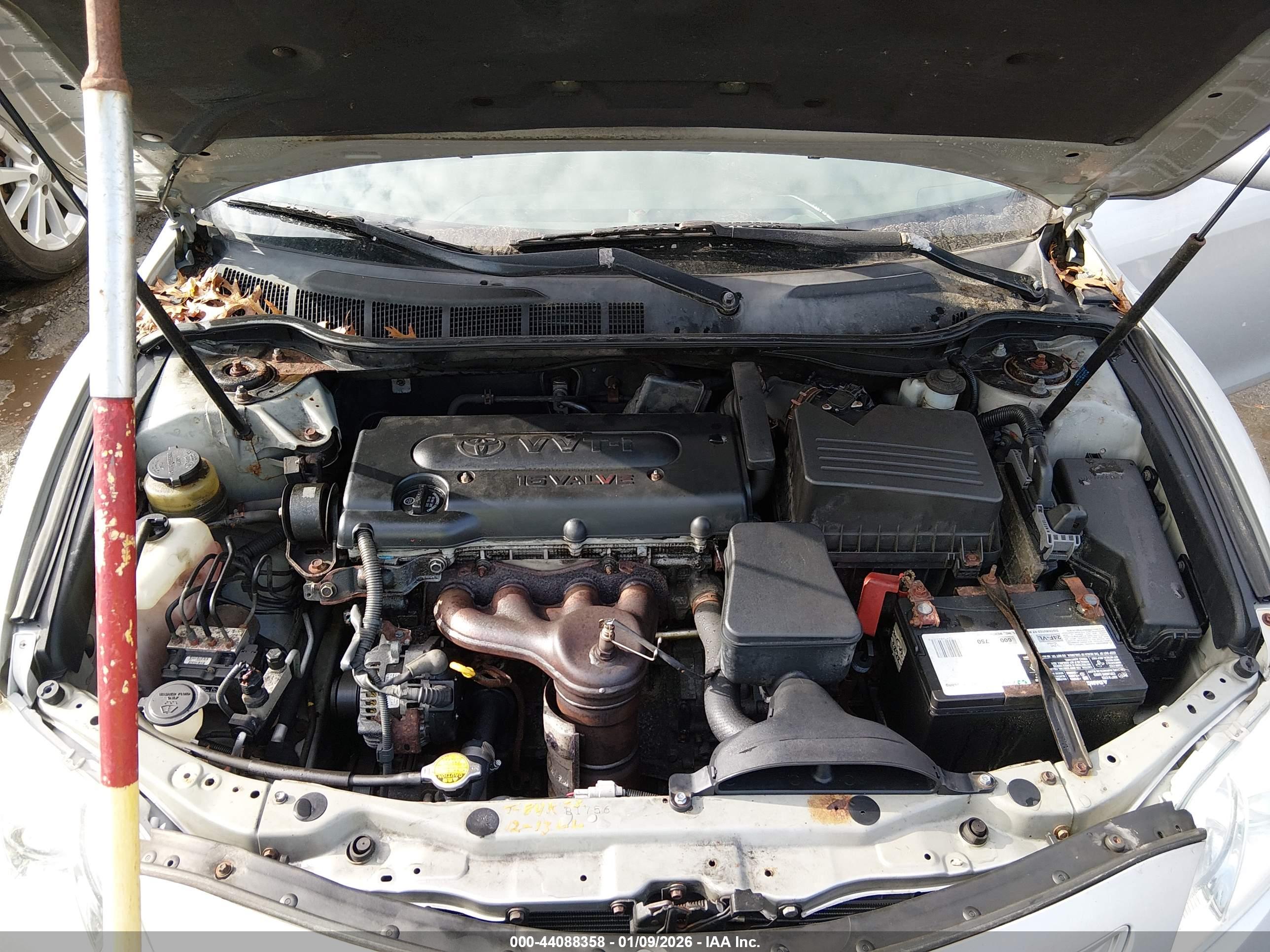 TOYOTA CAMRY image 10
