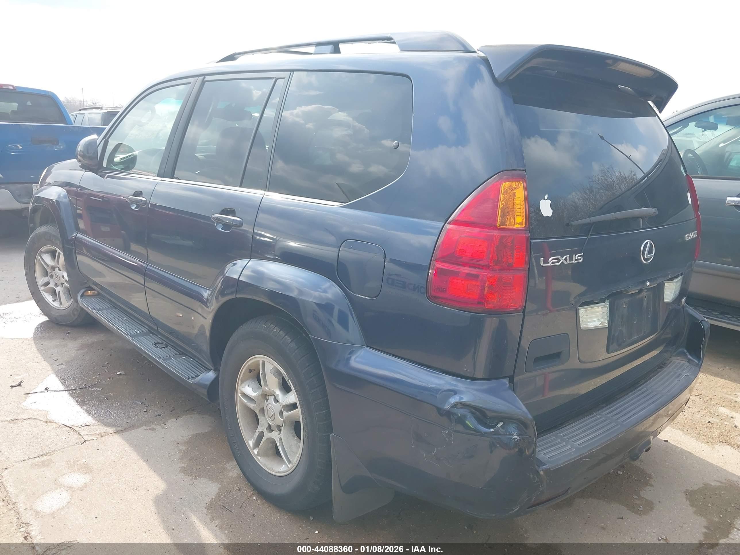 LEXUS GX image 3